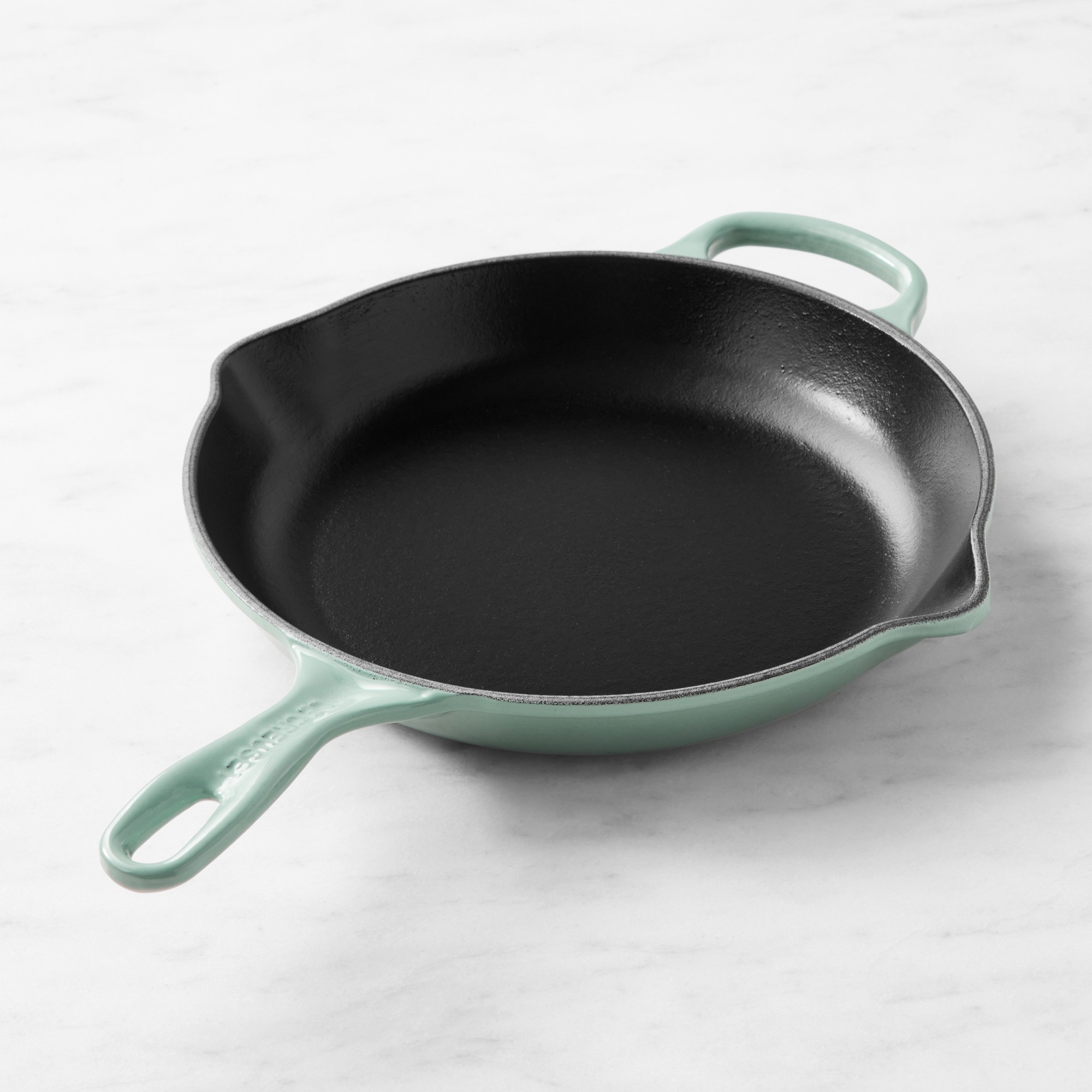 Le Creuset Signature Enameled Cast Iron Skillet Fry Pan
