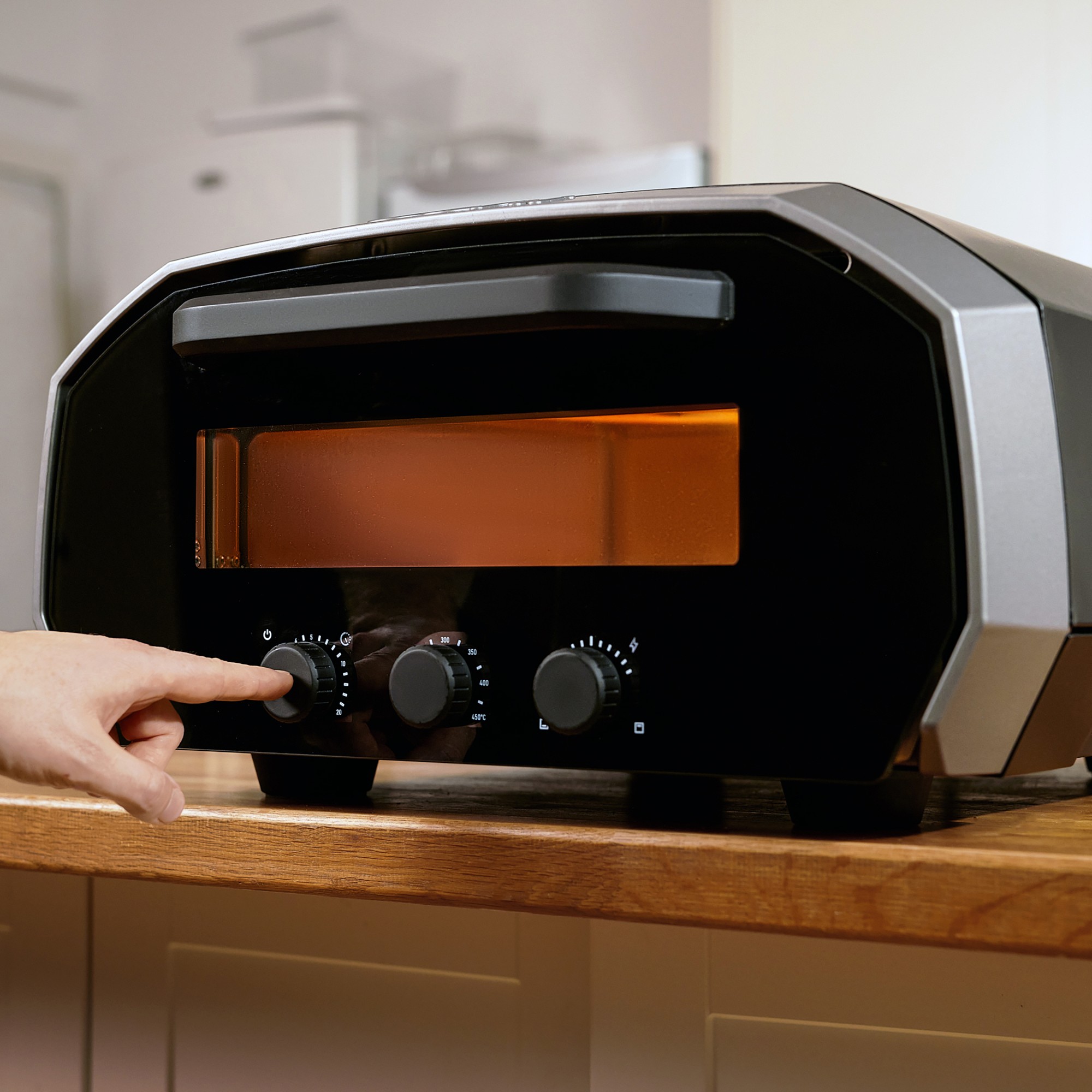 Ooni Volt Indoor & Outdoor Pizza Oven