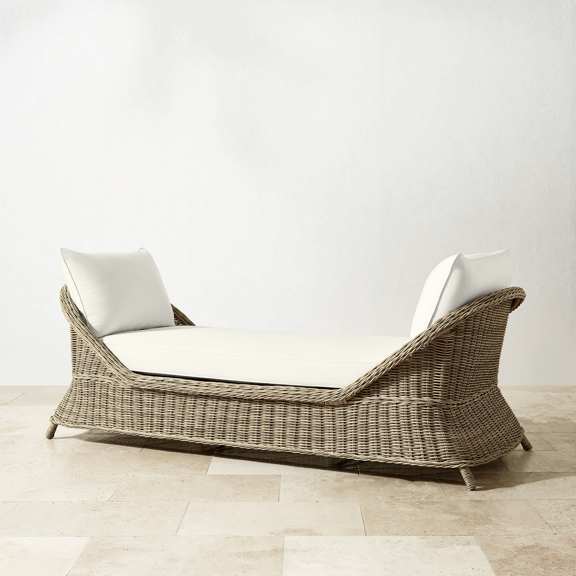 Manchester Outdoor Settee (88)