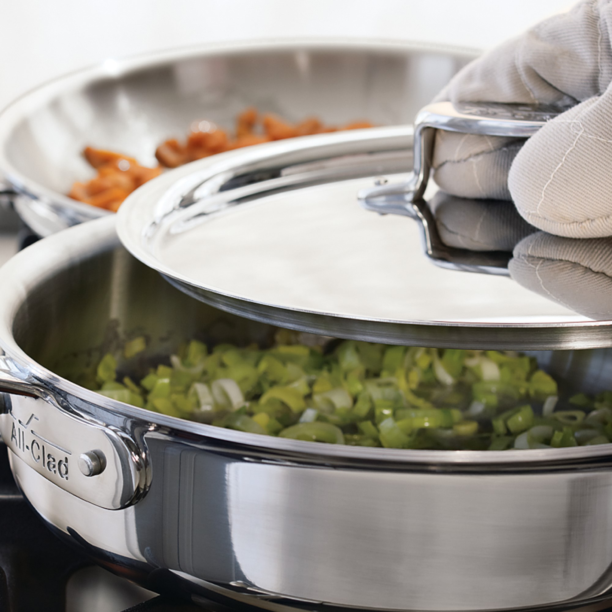 All-Clad D5® Stainless-Steel Deep Sauté Pan with Splatter Screen, 4-Qt.