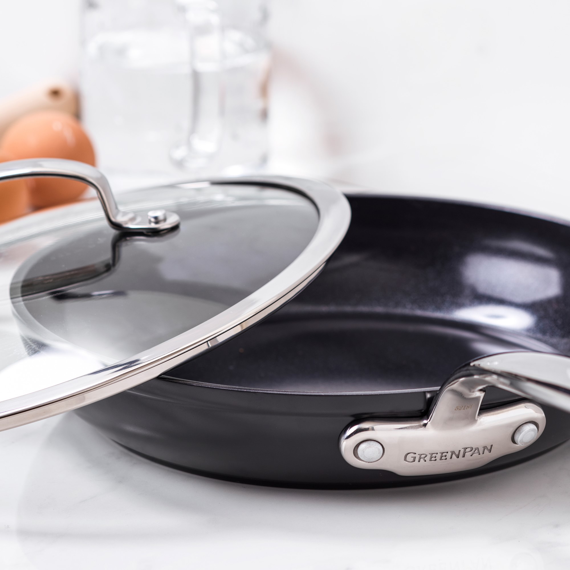 GreenPan™ Premiere Hard Anodized Ceramic Nonstick Covered Fry Pan