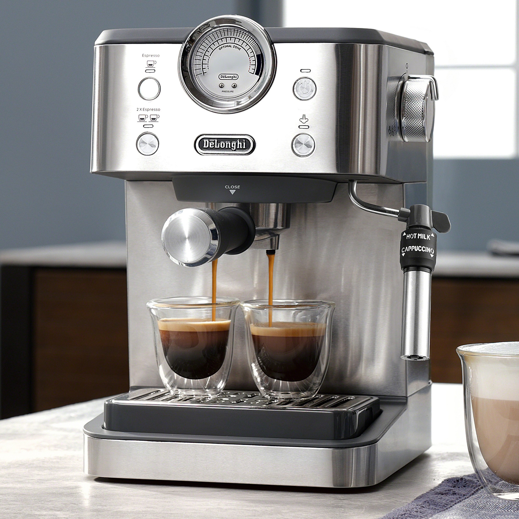 De'Longhi Linea Classic Espresso Machine