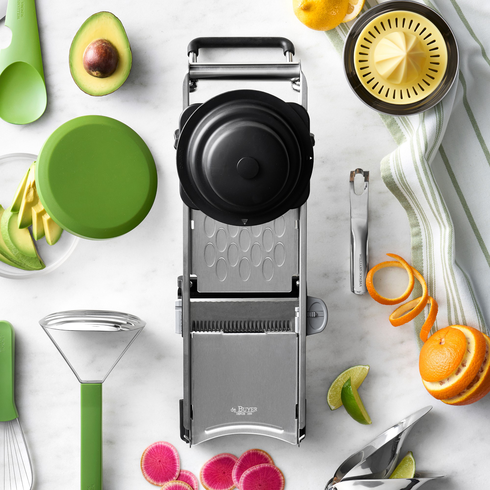 Williams Sonoma Avocado Air Lock Storage