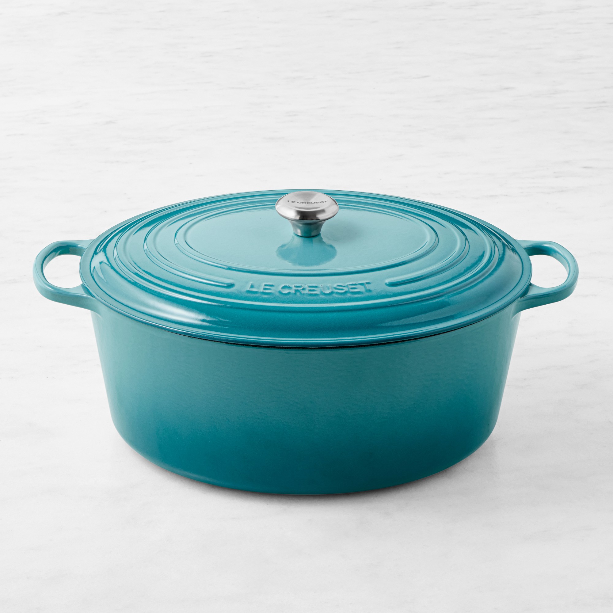 Le Creuset Signature Enameled Cast Iron Oval Dutch Oven