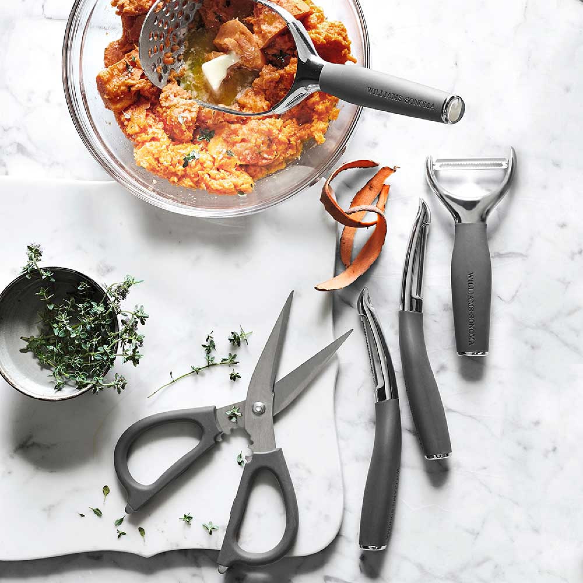 Williams Sonoma Prep Tools Serrated Swivel Peeler