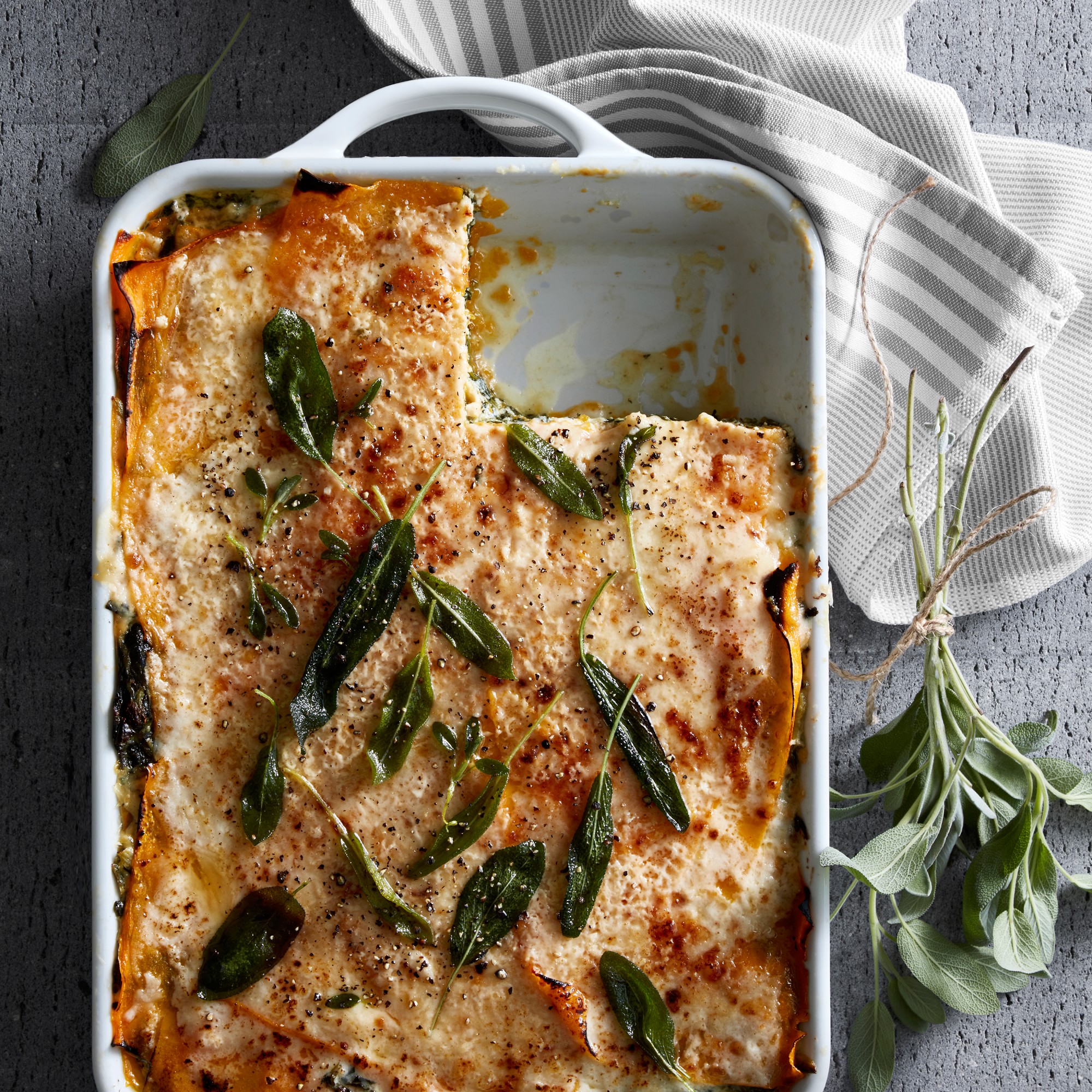 Williams Sonoma Essential Stoneware Bakers, Set of 4