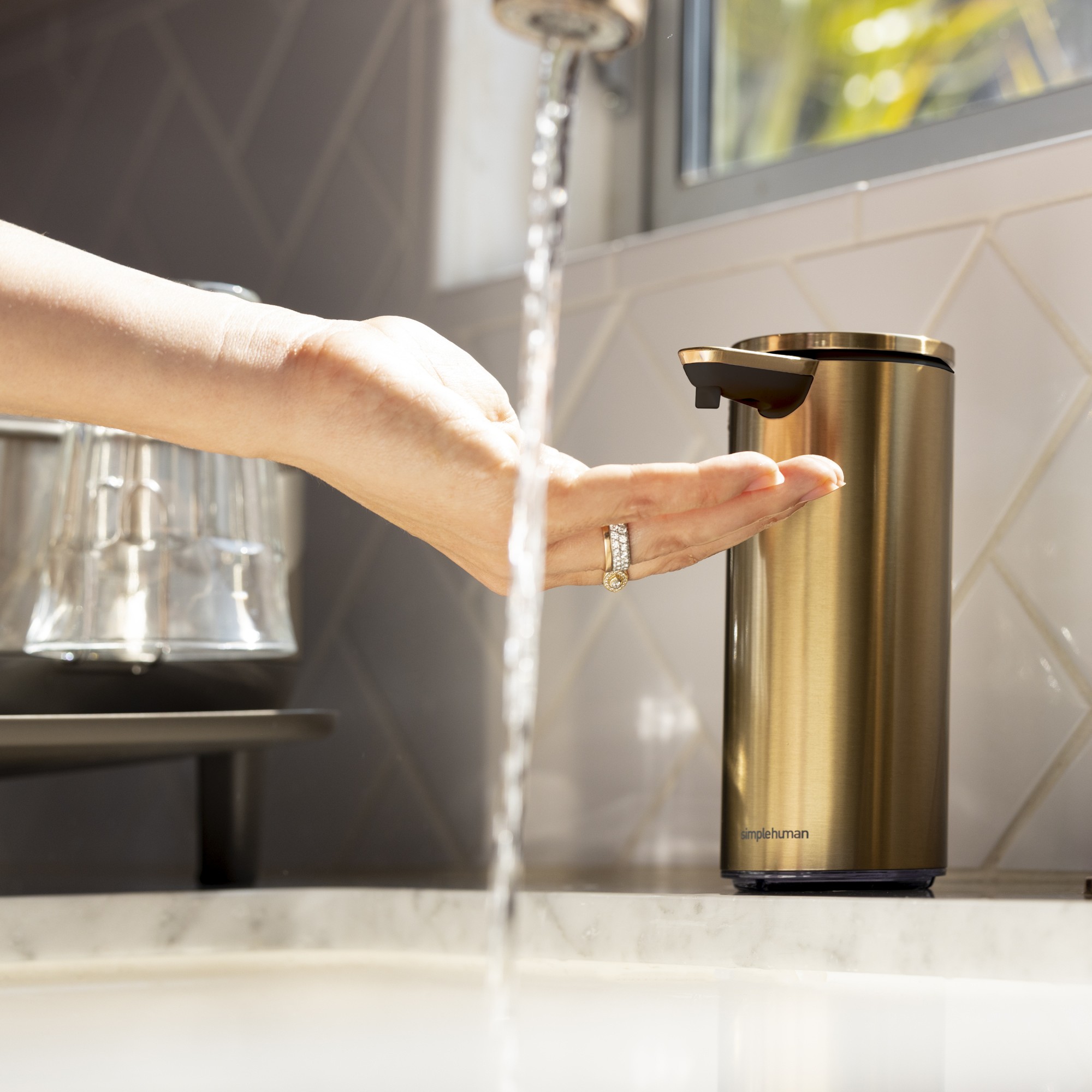 simplehuman™ Rechargeable Liquid Sensor Pump, 9-Oz.