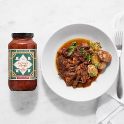 Williams Sonoma Braising Sauce, Spanish Piquillo Pepper Beef