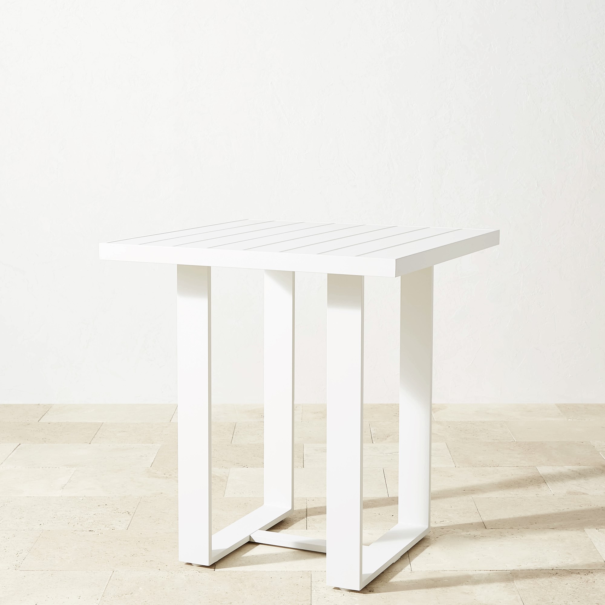Santa Barbara Outdoor White Metal Bar Table (37.5)