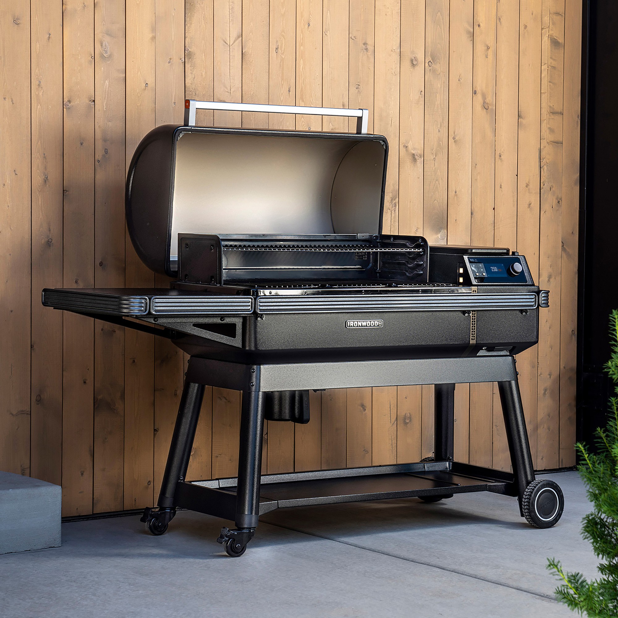 Traeger Ironwood XL Grill