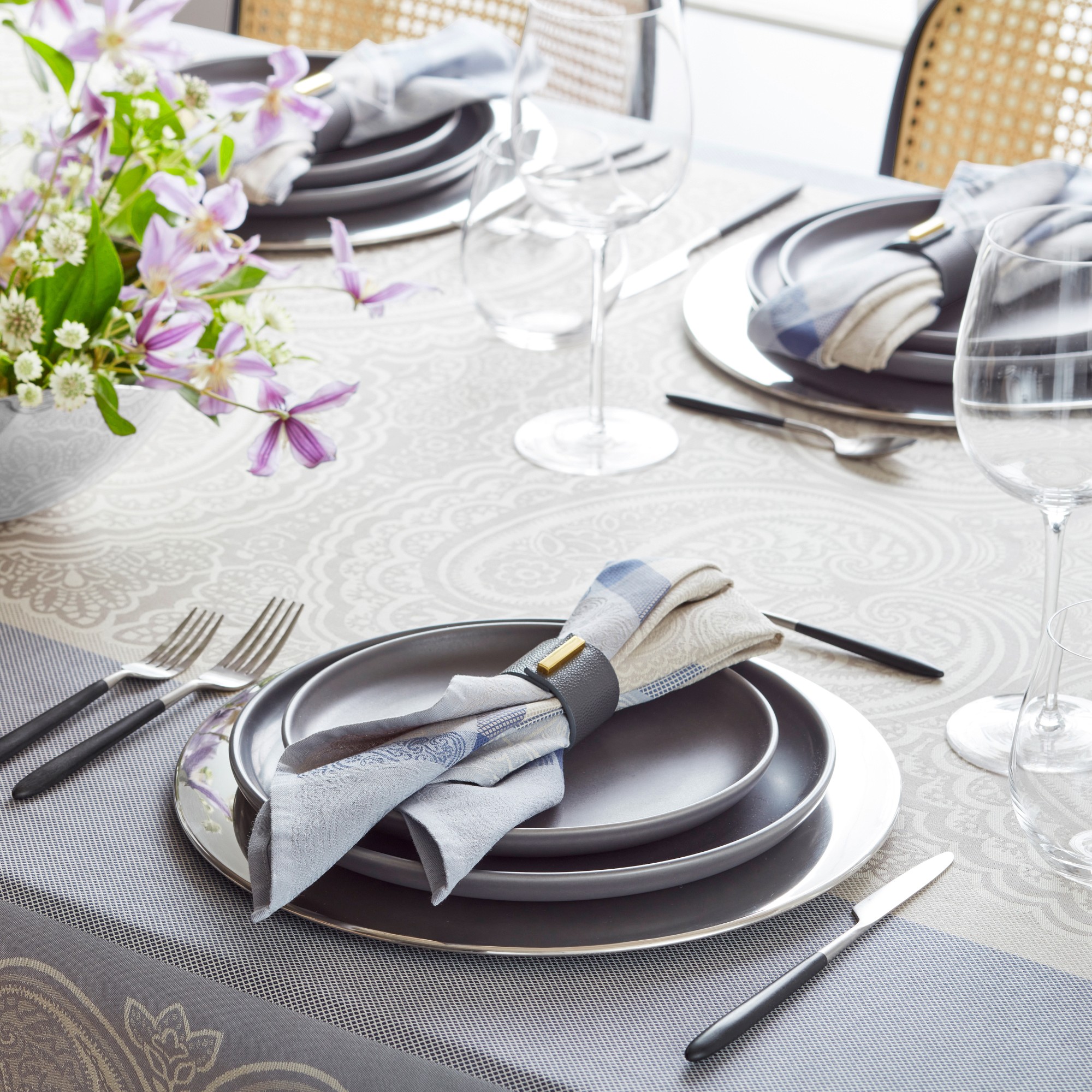 Jacquard Madrid Tablecloth