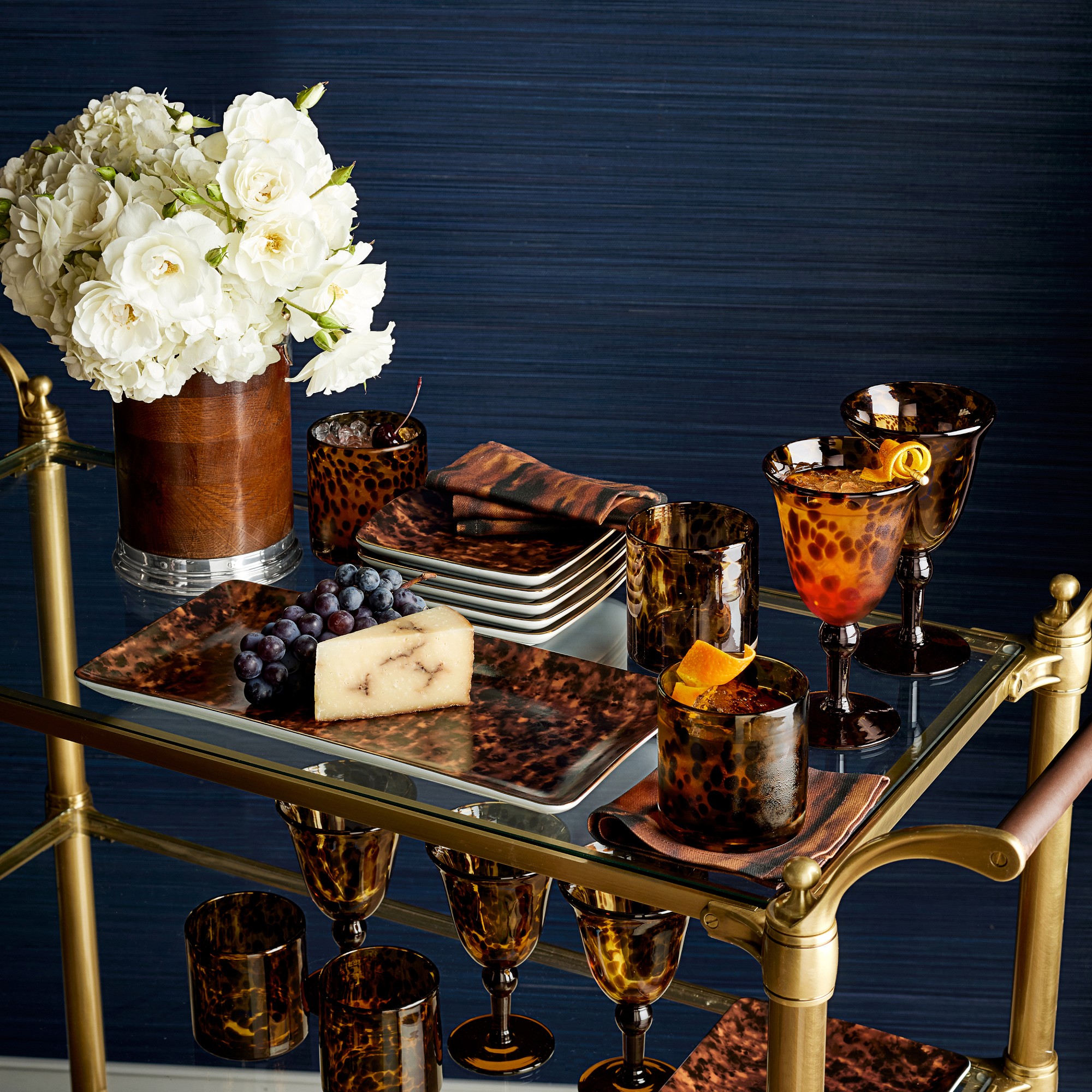 Marlo Thomas x Williams Sonoma Tortoise Shell Mixed Appetizer Plates, Set of 4