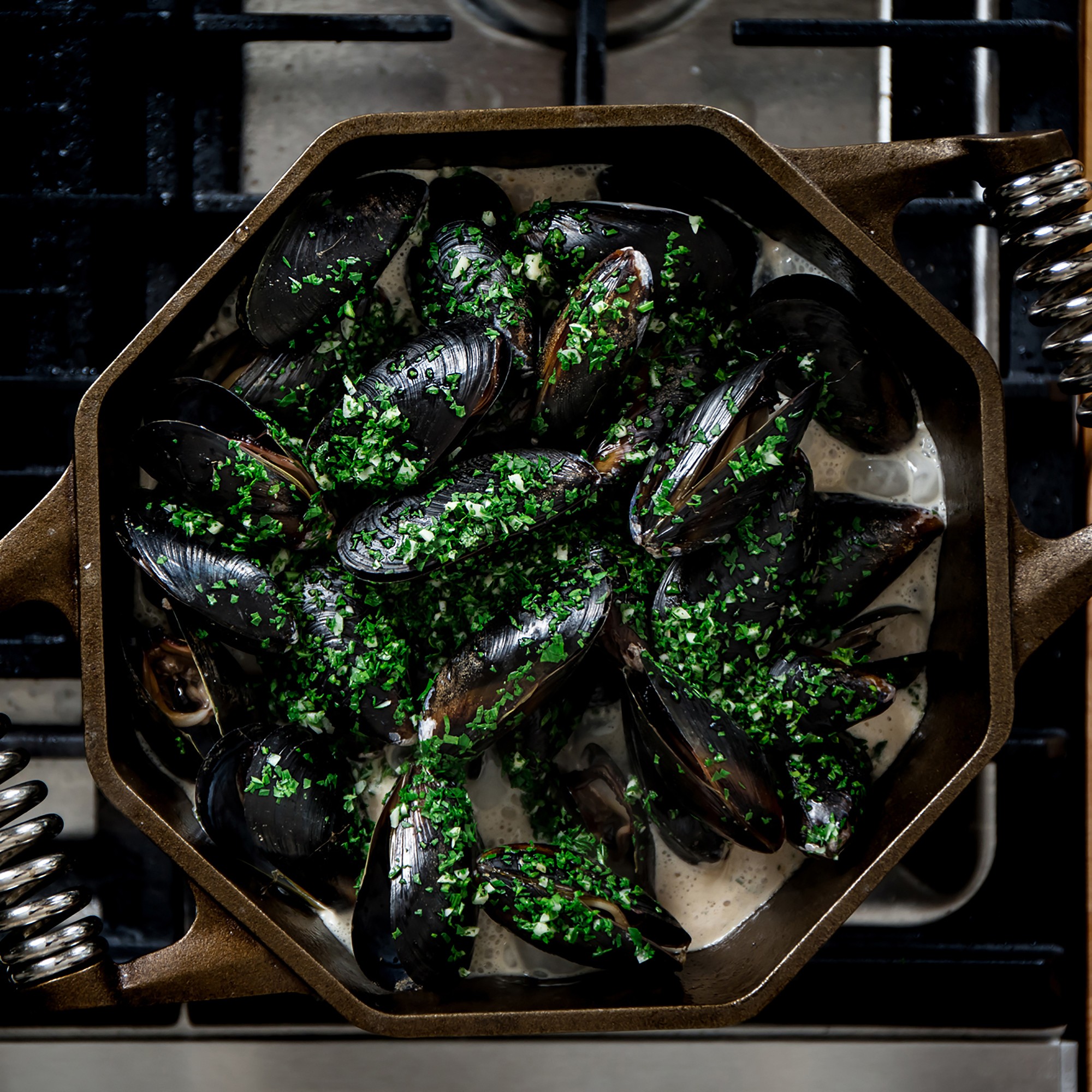 FINEX Seasoned Cast Iron Dutch Oven