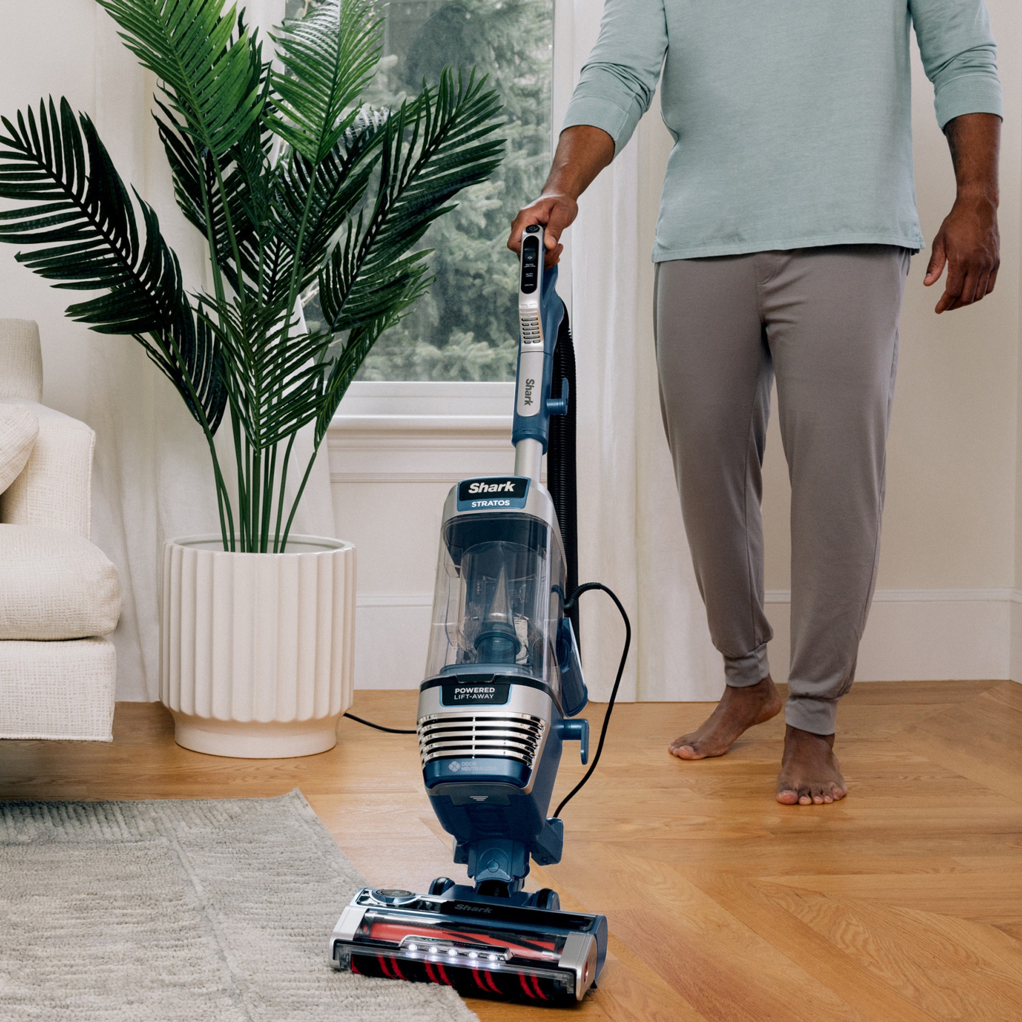 Shark Stratos® DuoClean® PowerFins® HairPro® Upright Vacuum