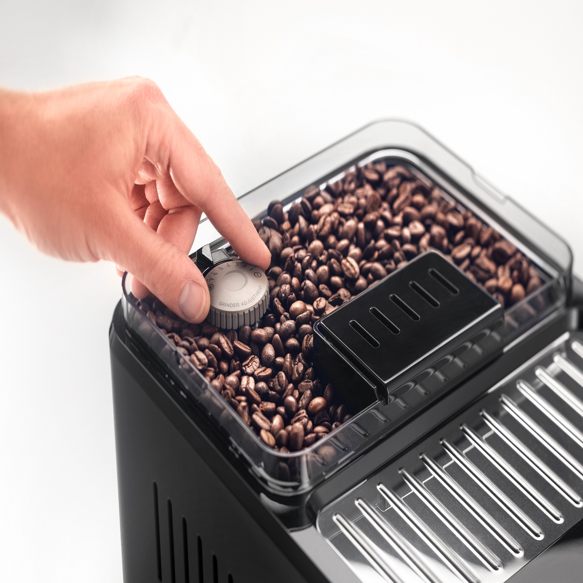 De'Longhi Eletta Explore Fully Automatic Espresso Machine with Cold Brew