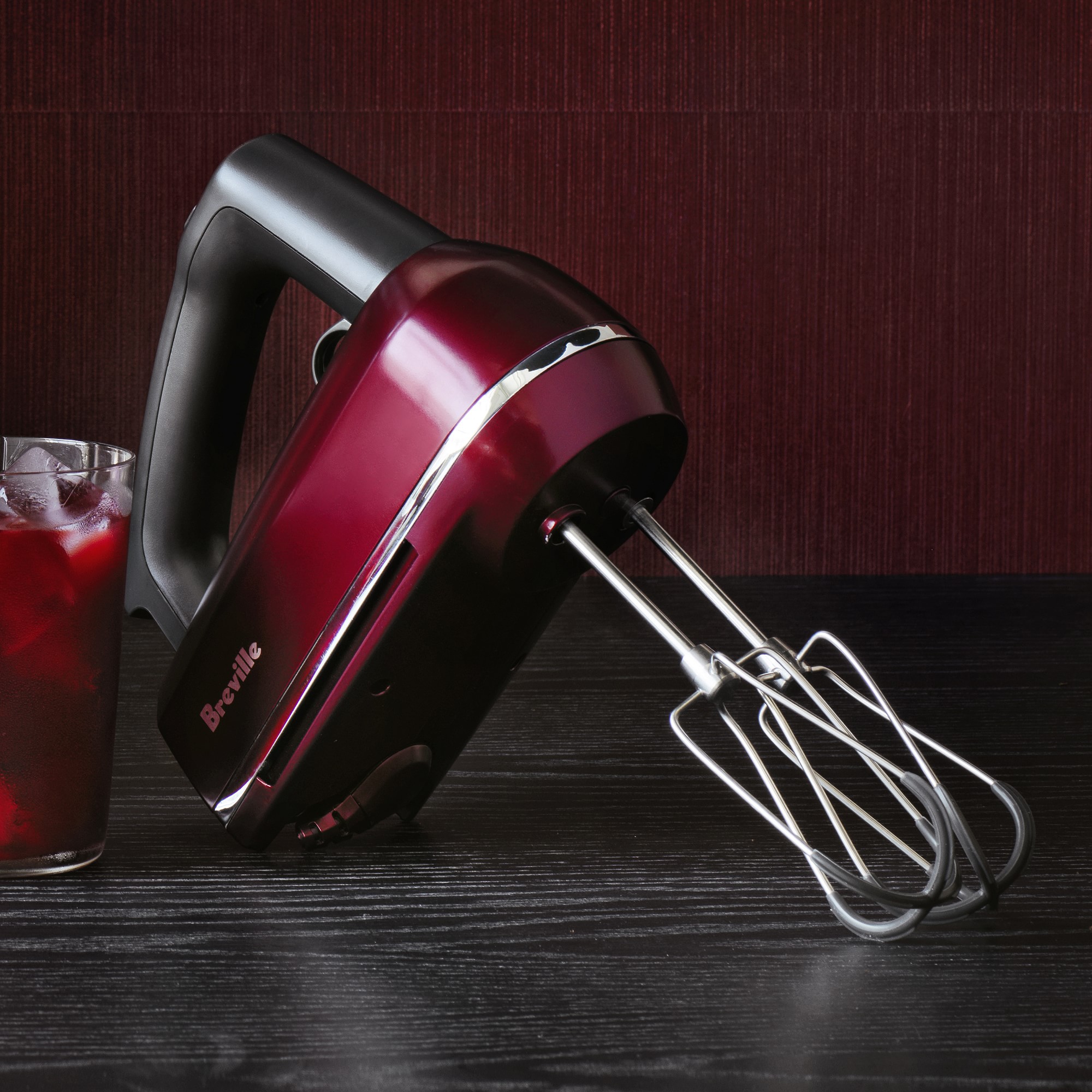 Breville Handy Mix Scraper™ 9-Speed Hand Mixer