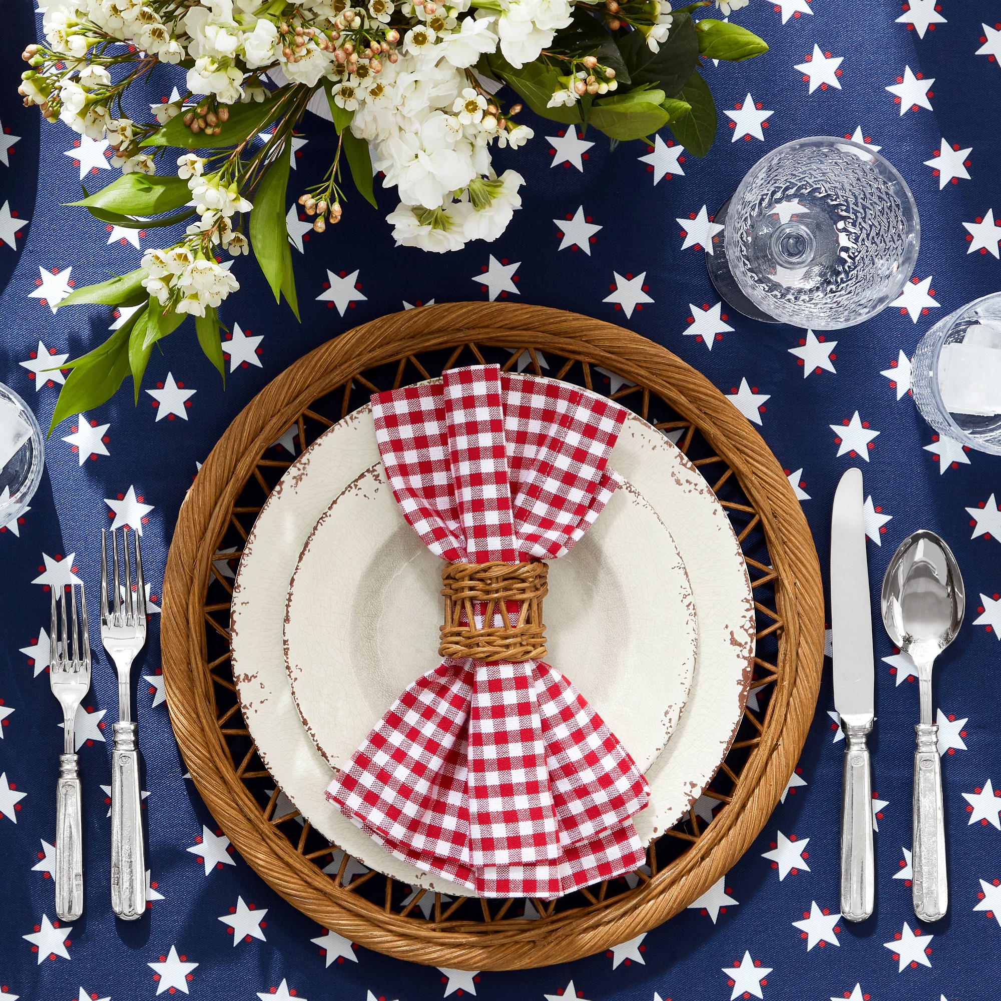 Jakarta Rattan Charger