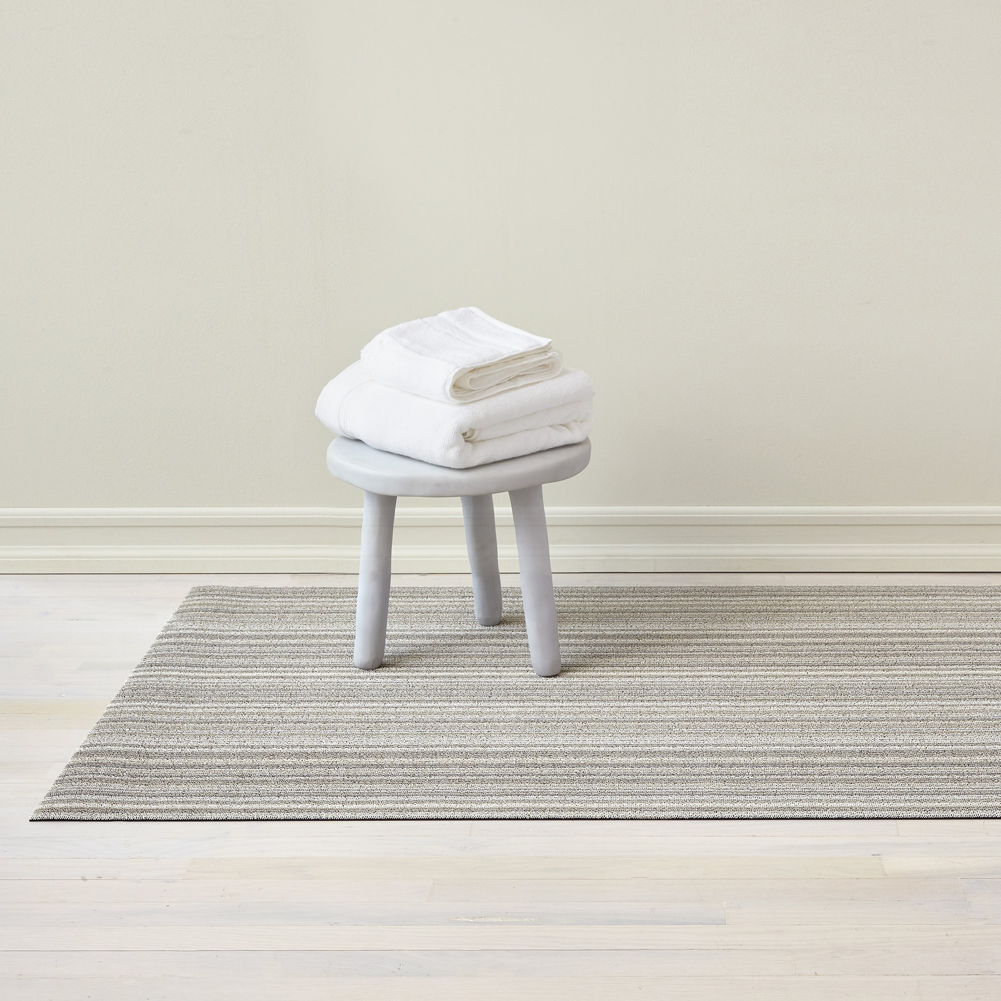 Chilewich Easy Care Skinny Stripe Shag Floormat
