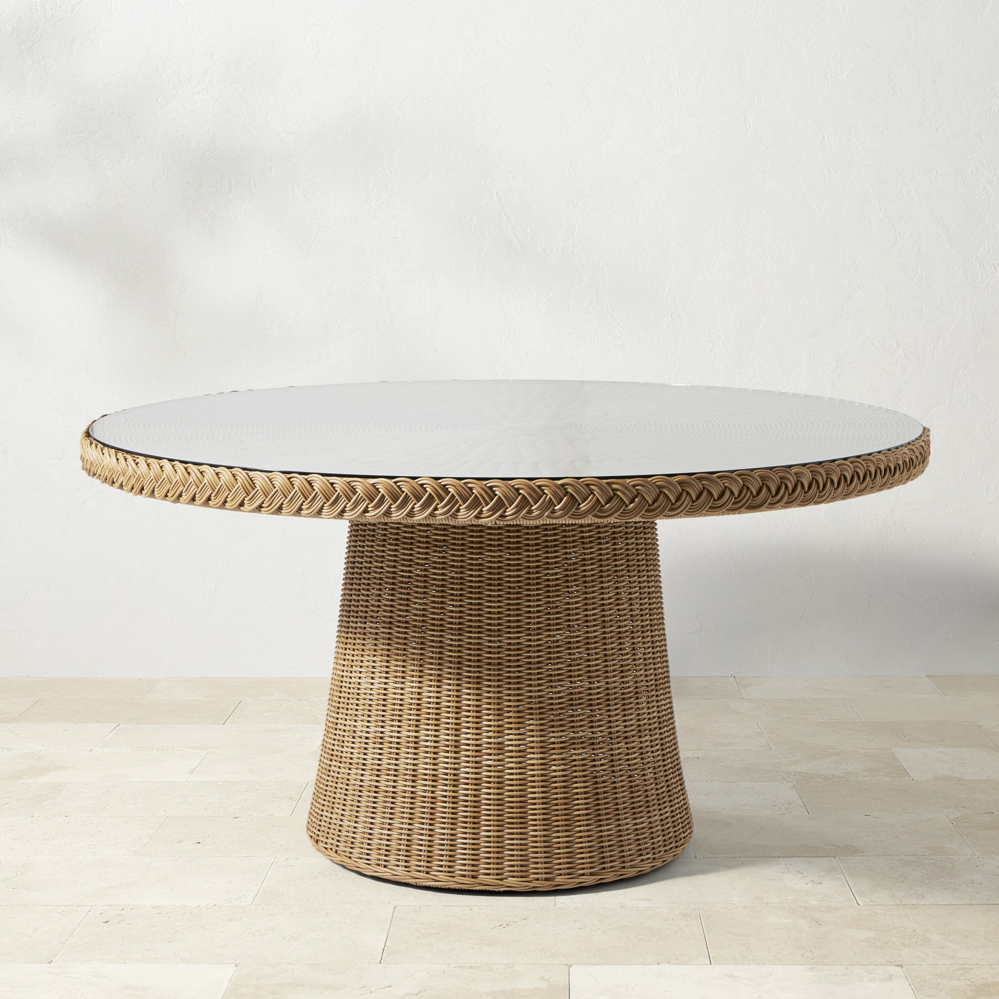 AERIN East Hampton Dining Table (60)