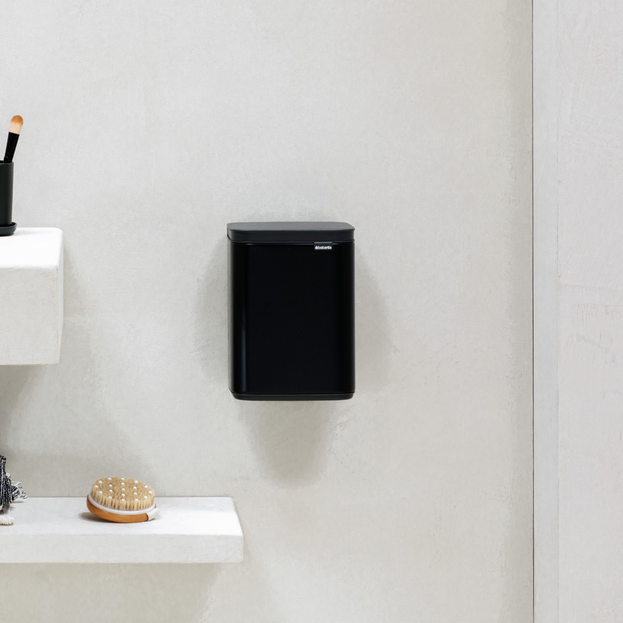 Brabantia Bo Single Compartment Trash Can, 1.1-Gallon