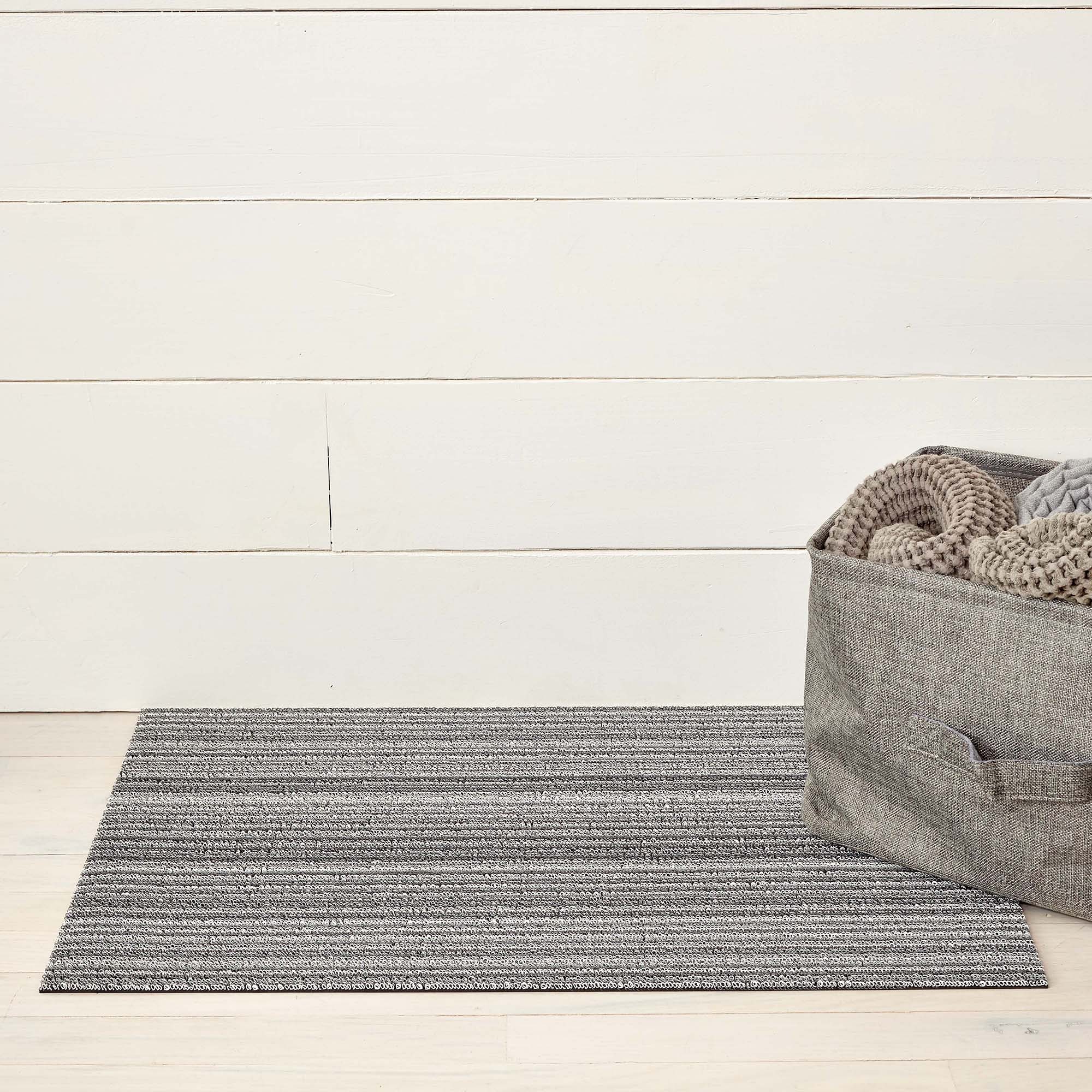 Chilewich Easy Care Skinny Stripe Shag Floormat