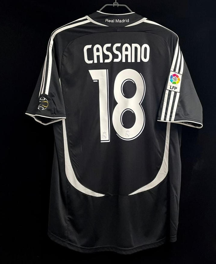 06-07 Real Madrid home retro jersey