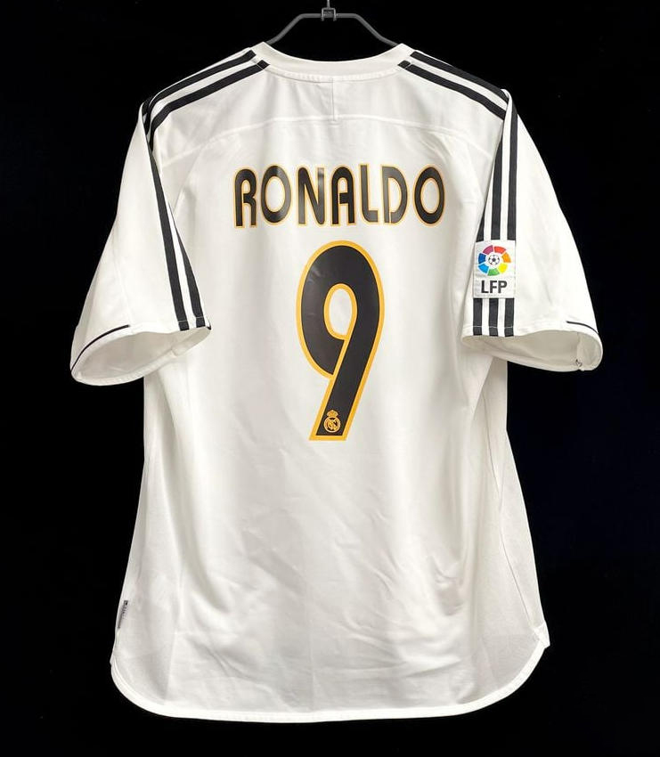 03-04 Real Madrid home retro jersey