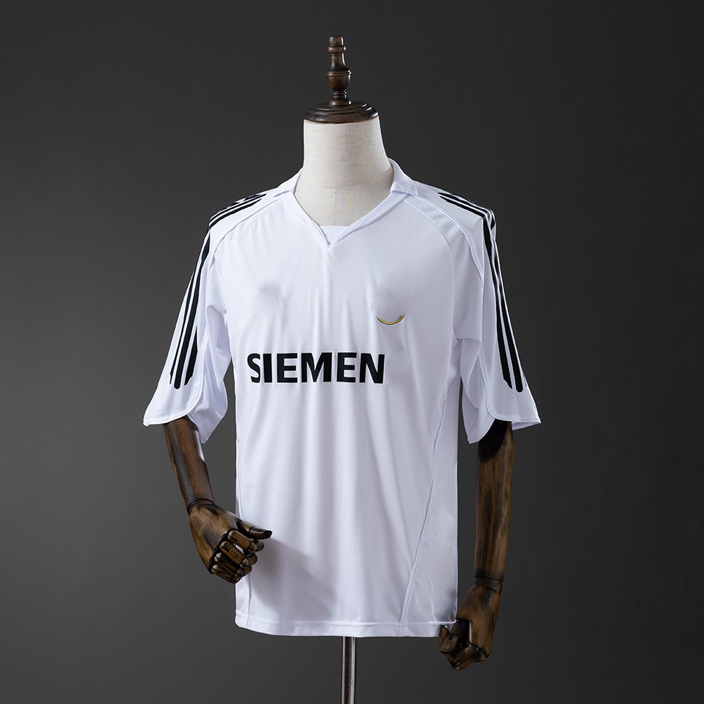 05-06 Real Madrid home and away retro jerseys