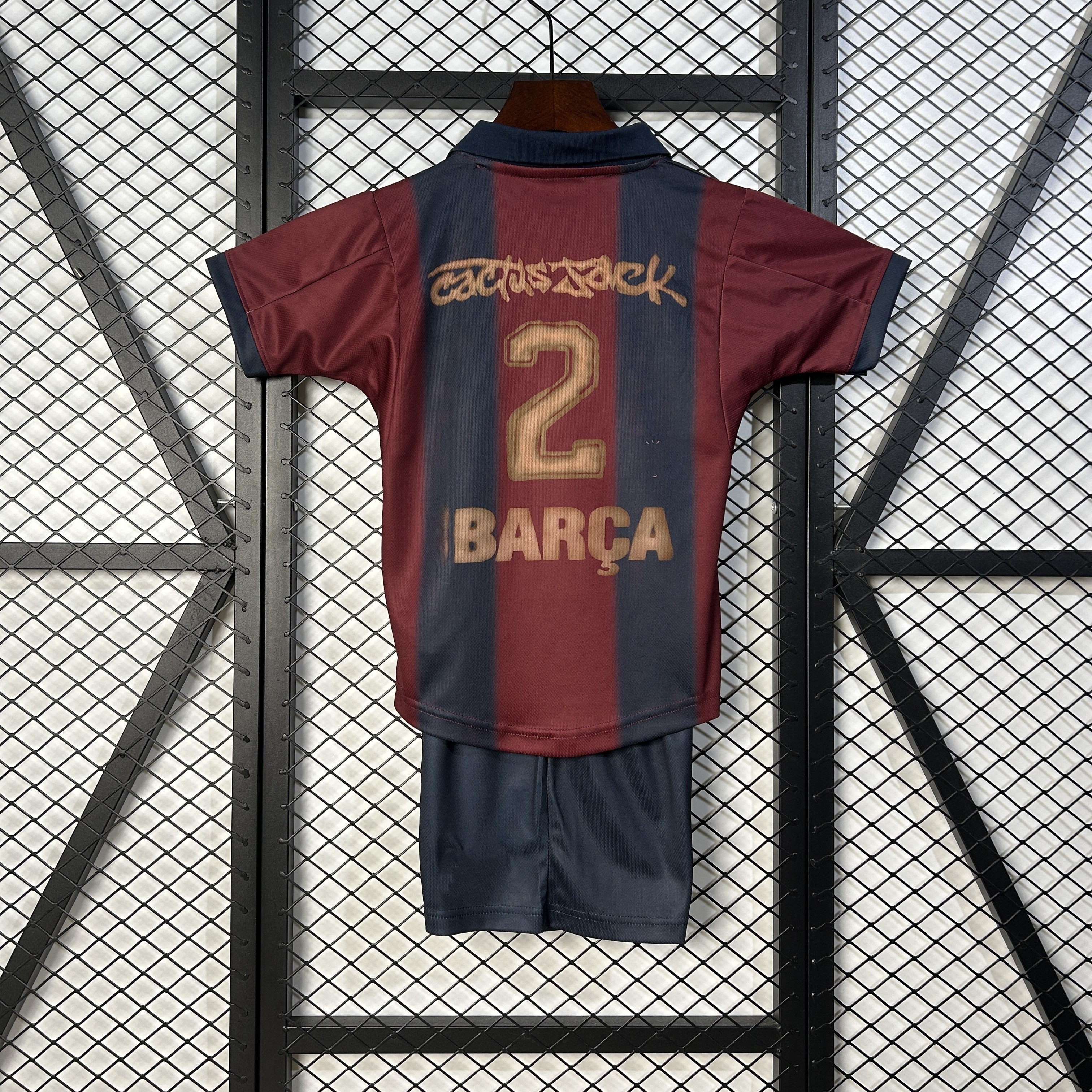 Barcelona Retro Kidswear