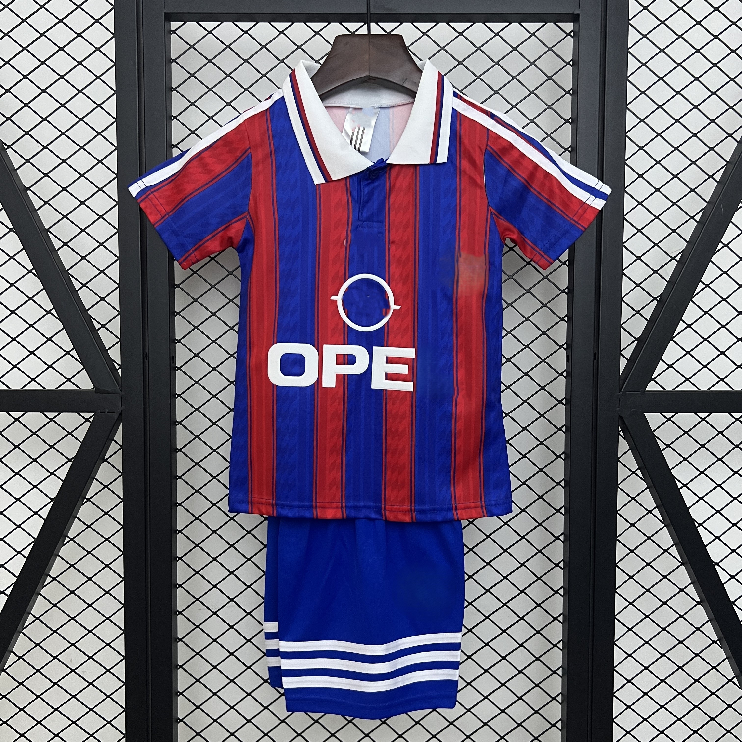 Bayern Munich retro children's clothing