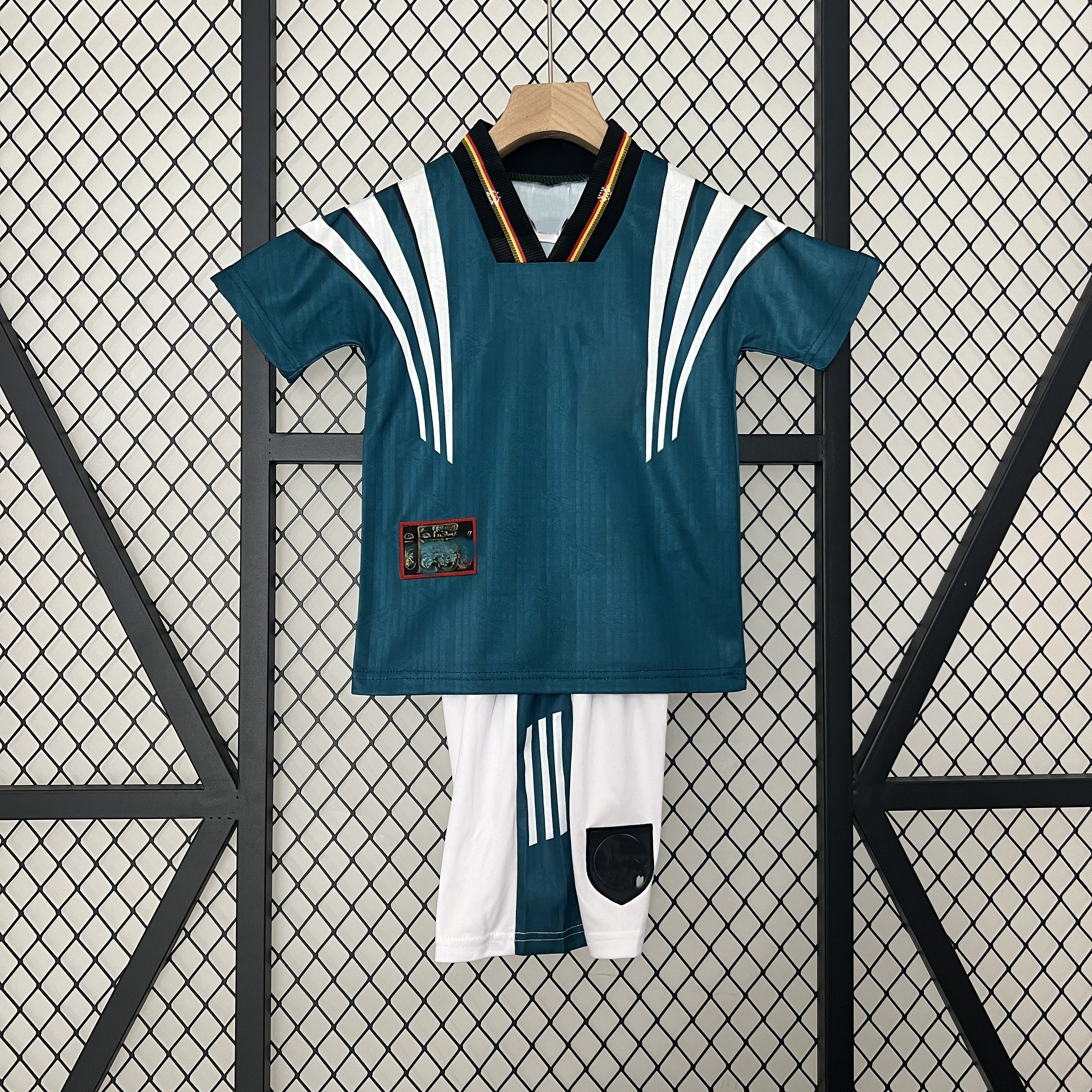 Classic national team retro edition children's jersey