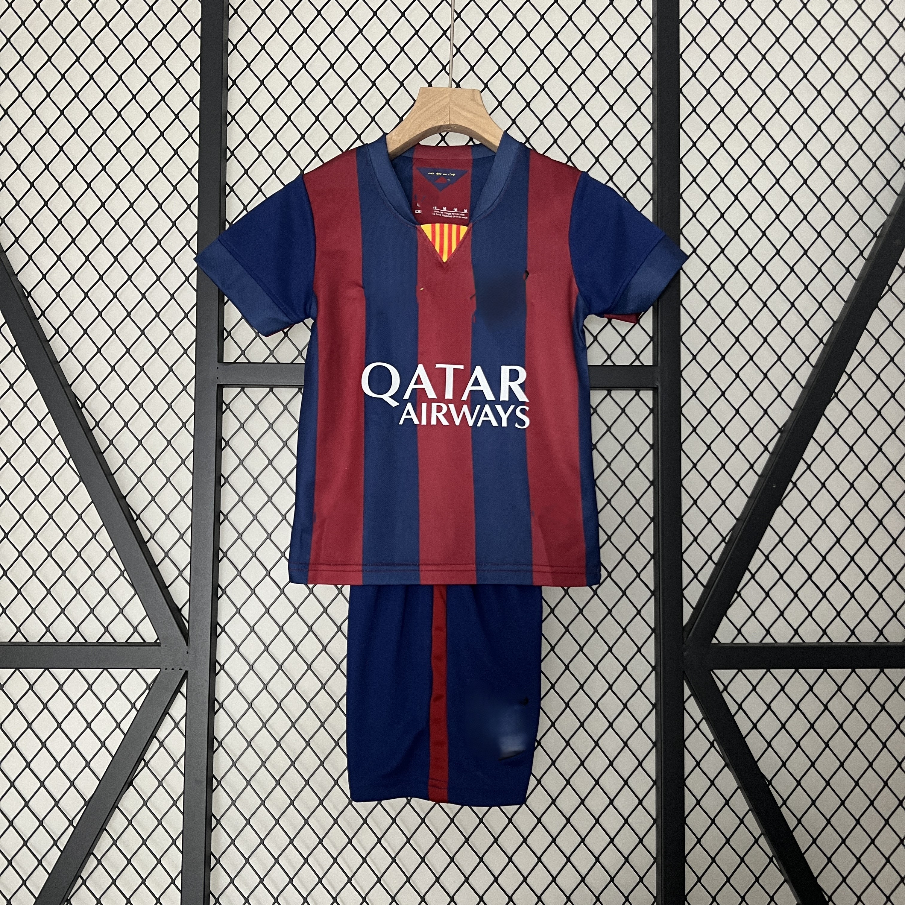 Barcelona Retro Kidswear