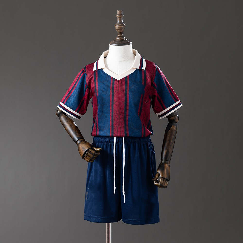 Barcelona Retro Kidswear