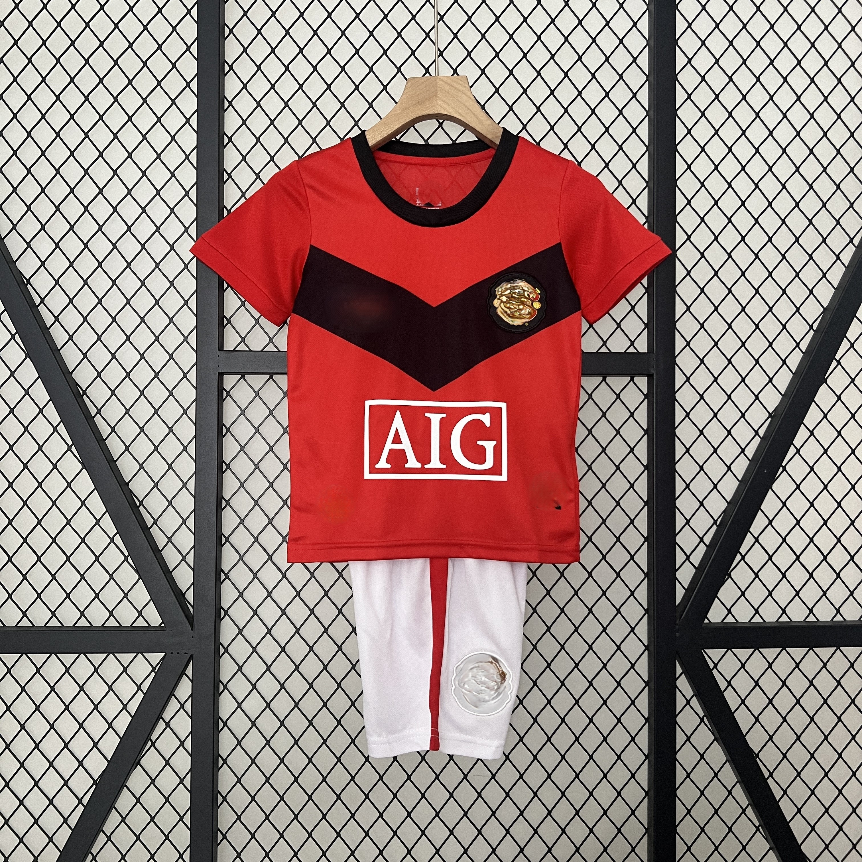 Manchester United retro kids' clothing