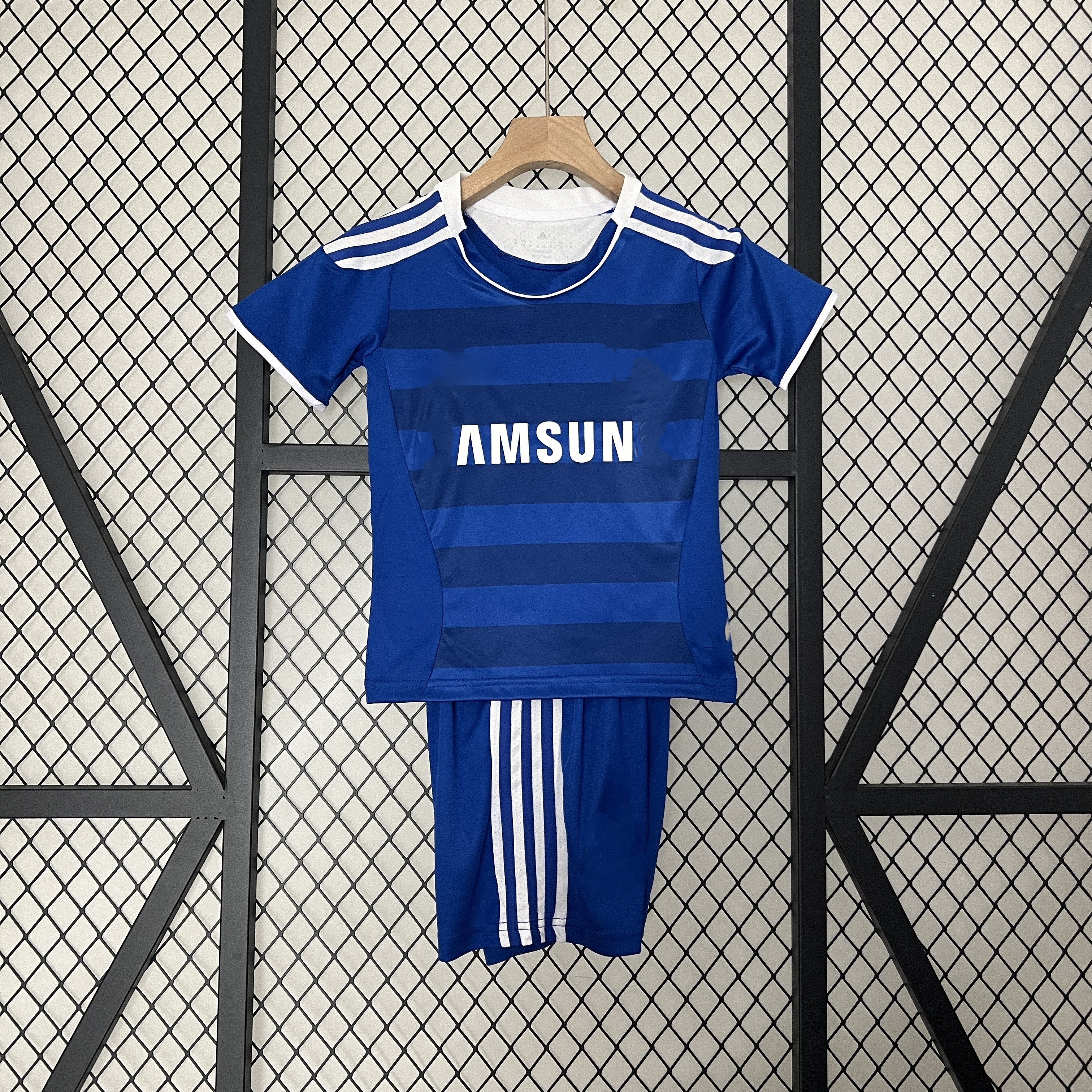 Chelsea Retro Kidswear