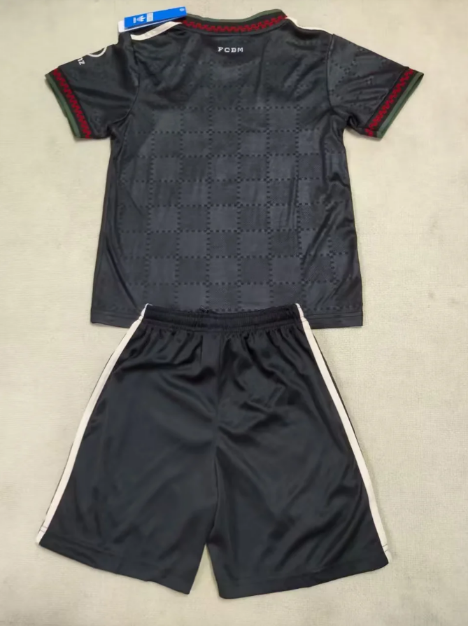 New Bayern Munich kids jersey