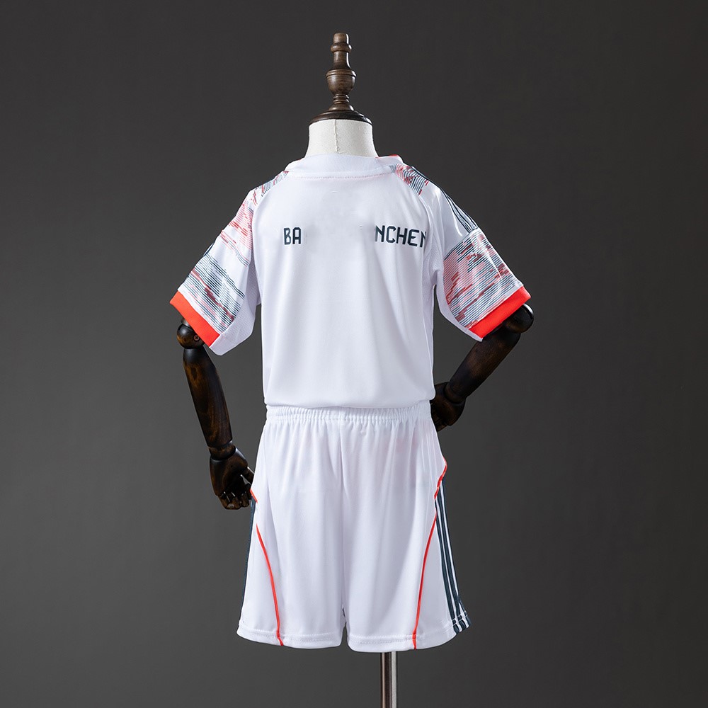 New Bayern Munich kids jersey