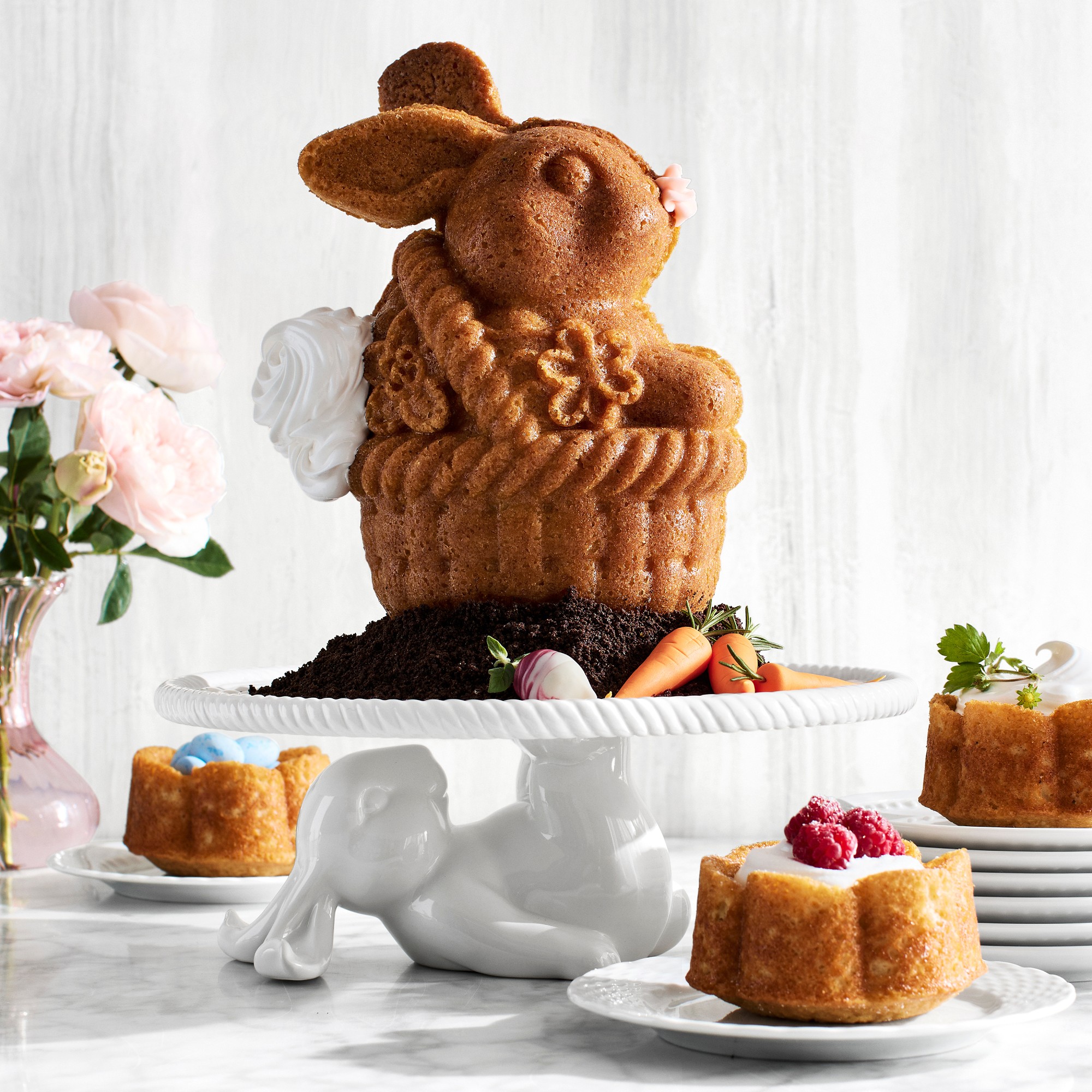 Nordic Ware Nonstick Cast Aluminum Easter Bunny in Basket Pan