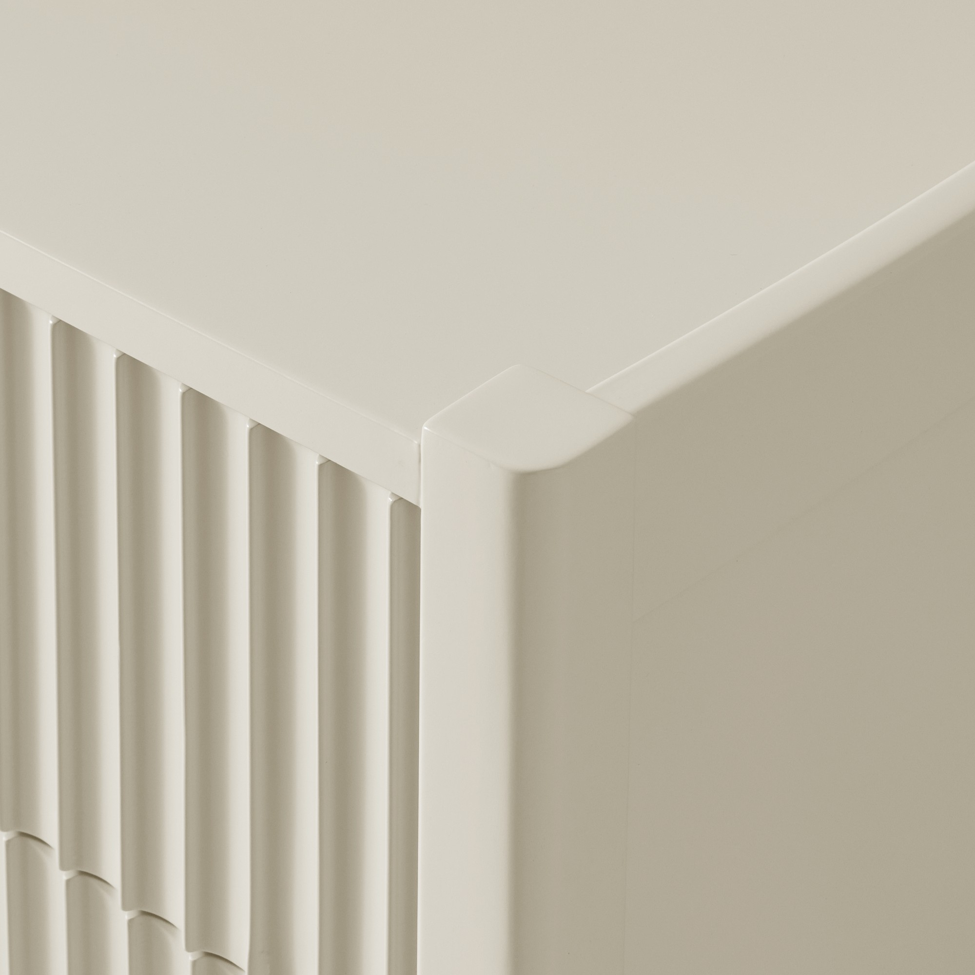 Lewis 3-Drawer Nightstand (38