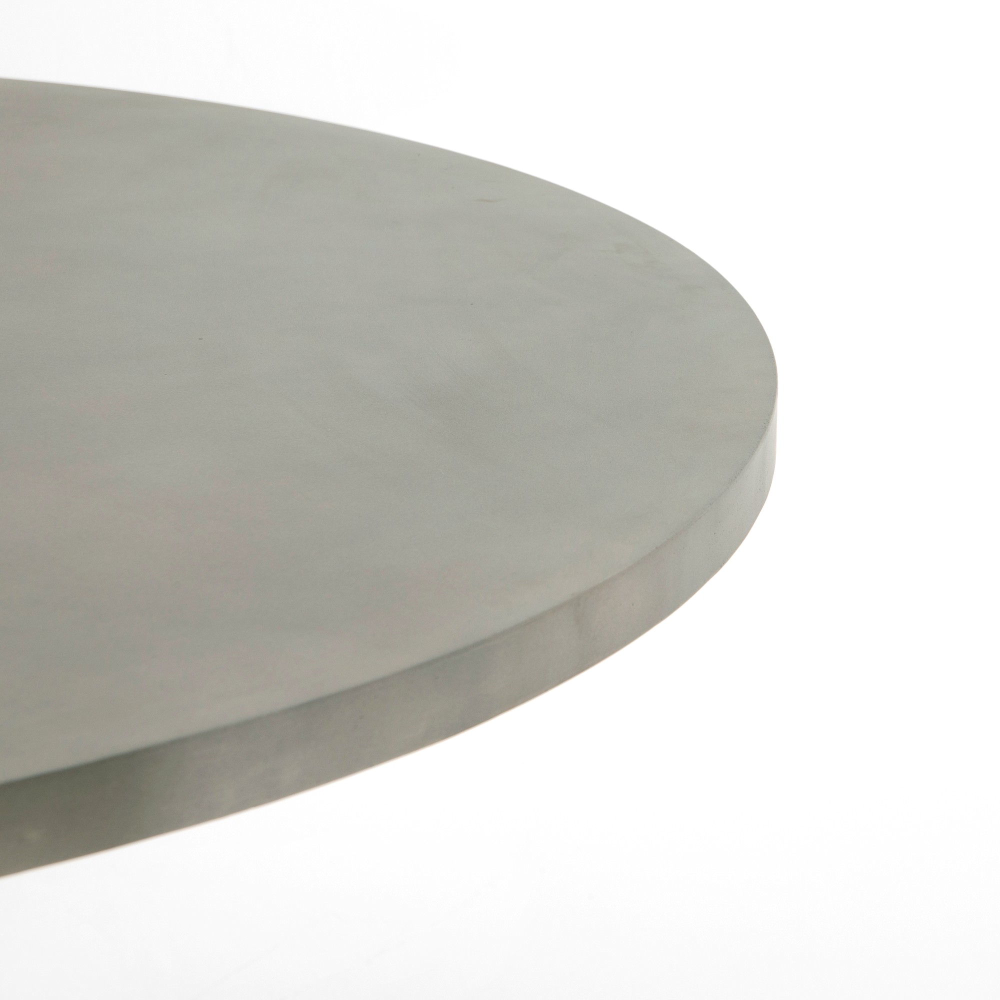 Saldana Round Outdoor Dining Table (60
