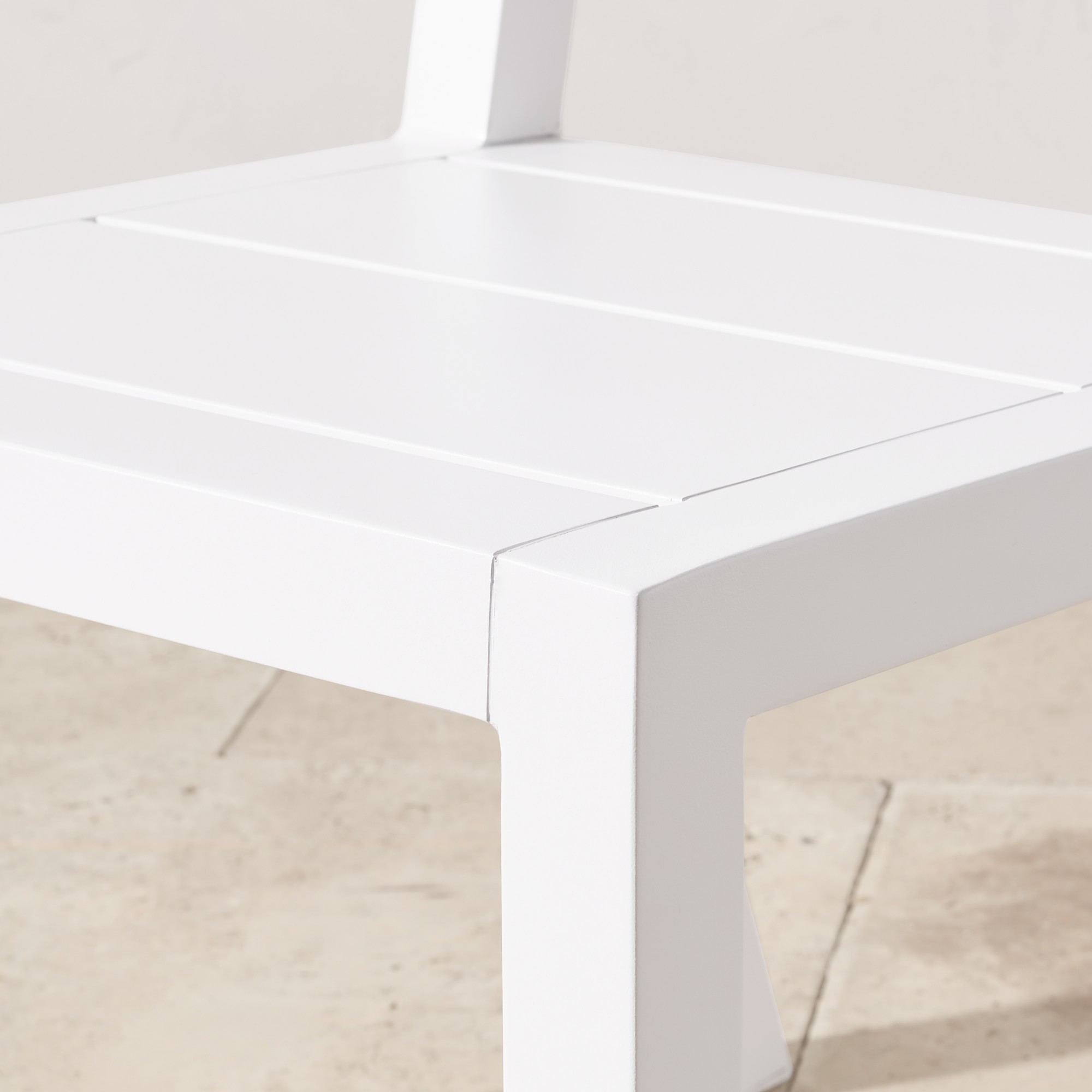 Larnaca Outdoor White Metal Dining Side Chair