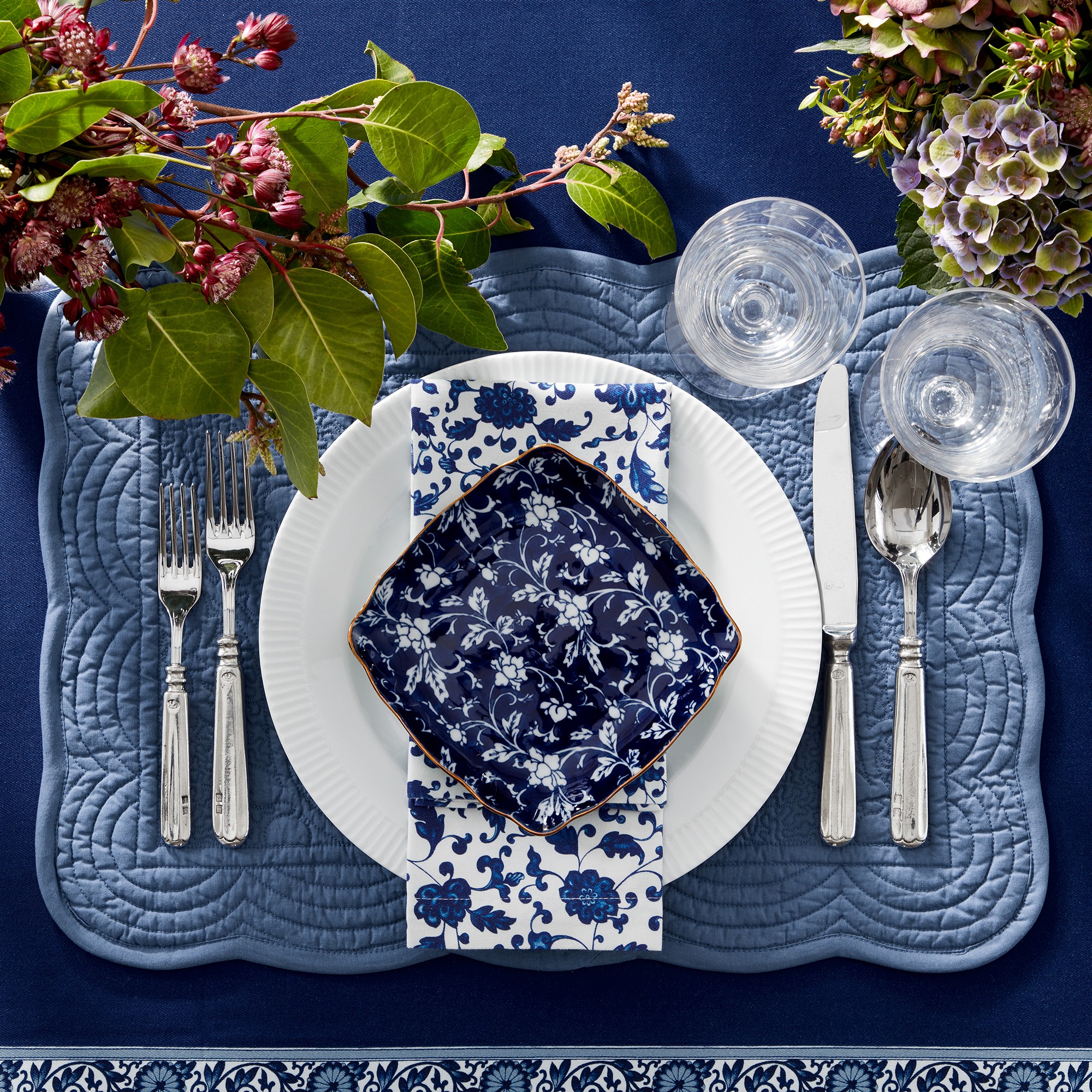 Pillivuyt Plisse Porcelain Dinner Plates