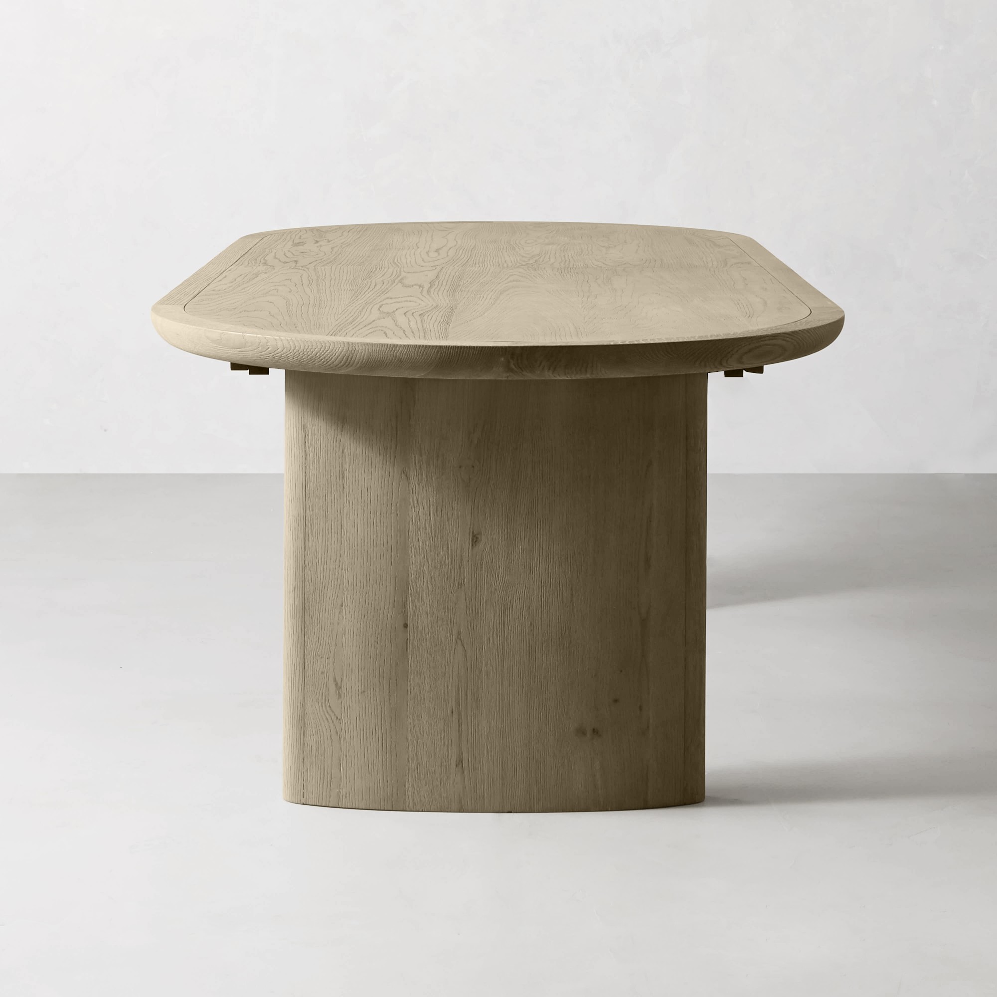 Radius Extendable Oval Dining Table (72