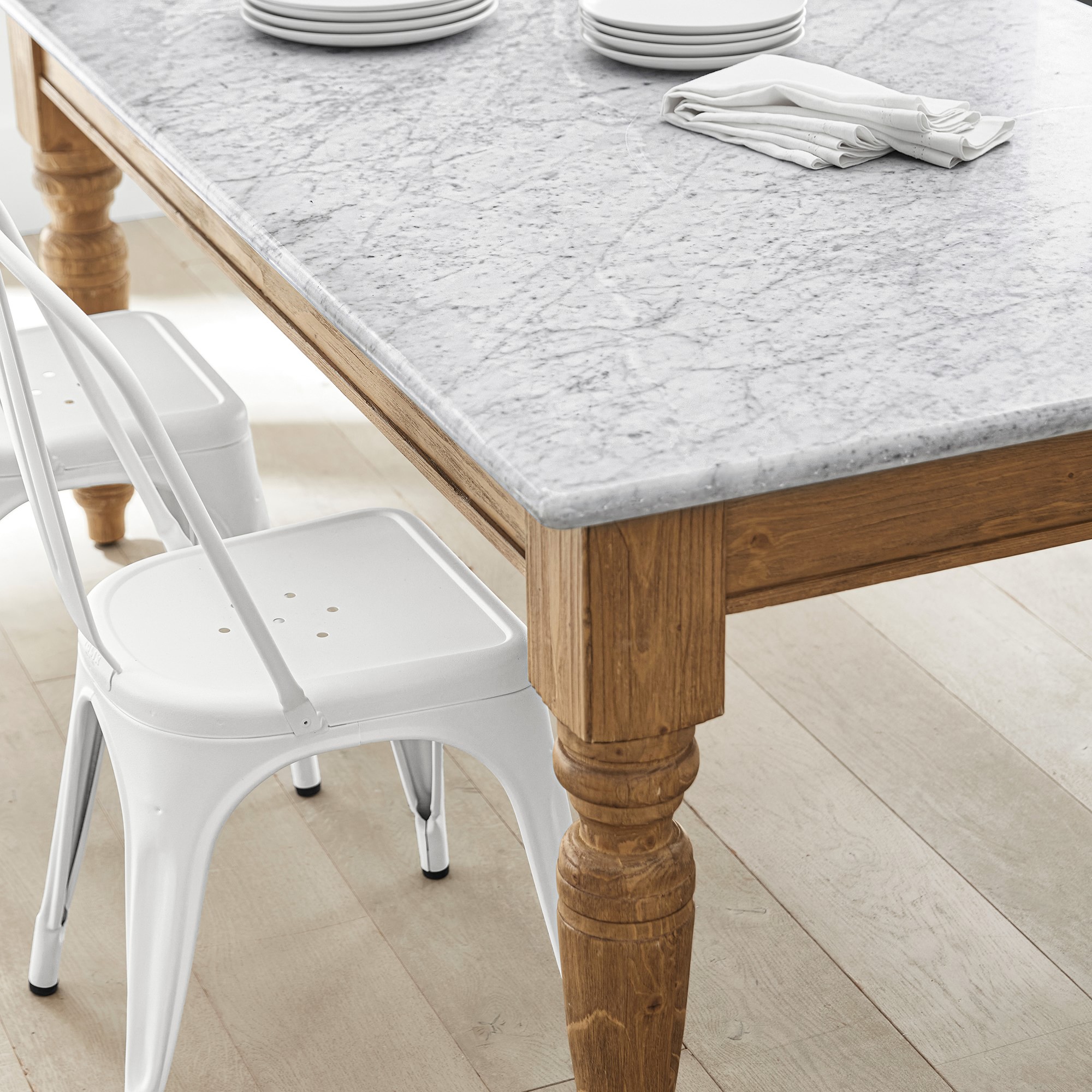 Harvest Rectangular Dining Table (72