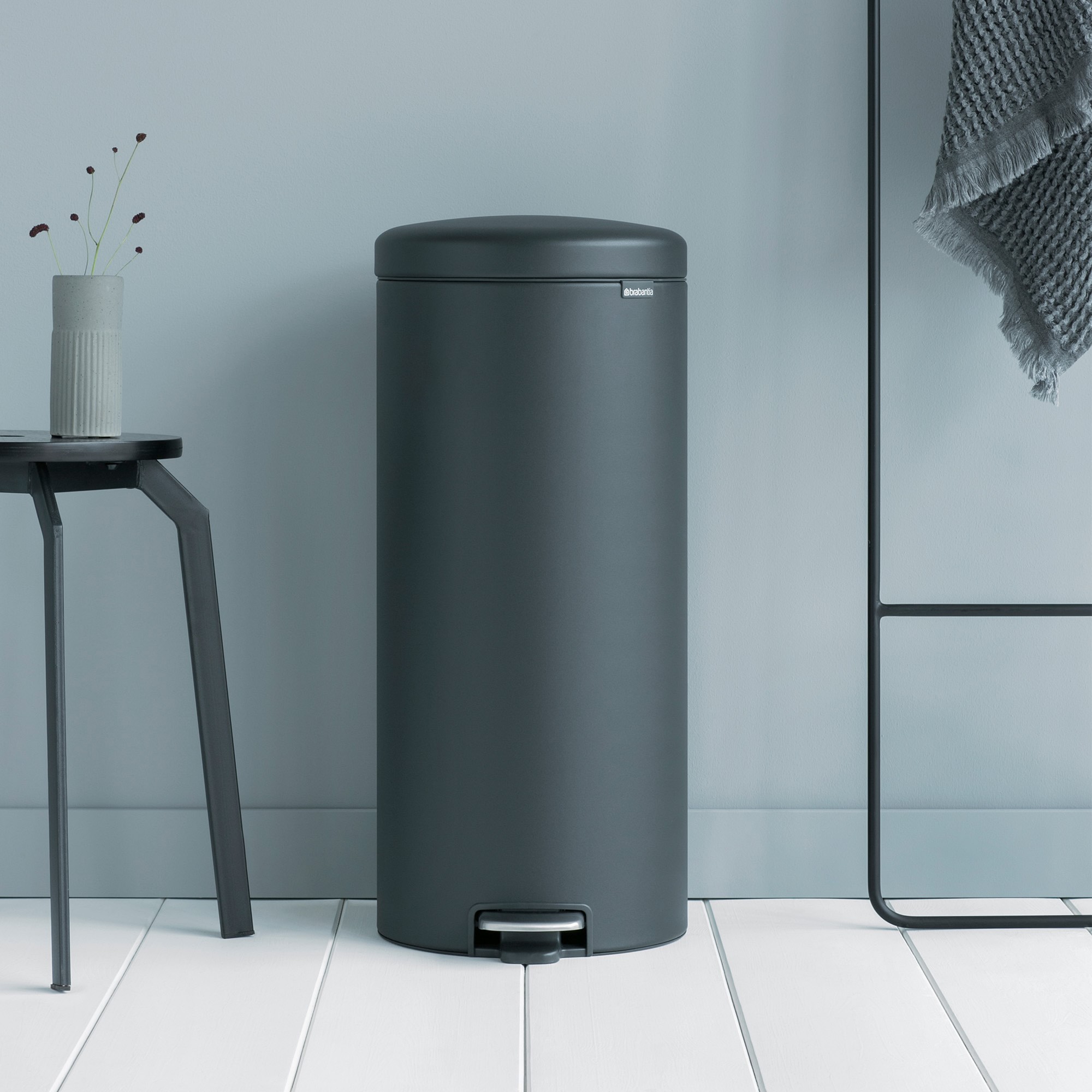 Brabantia NewIcon Step Can, 8 Gallons