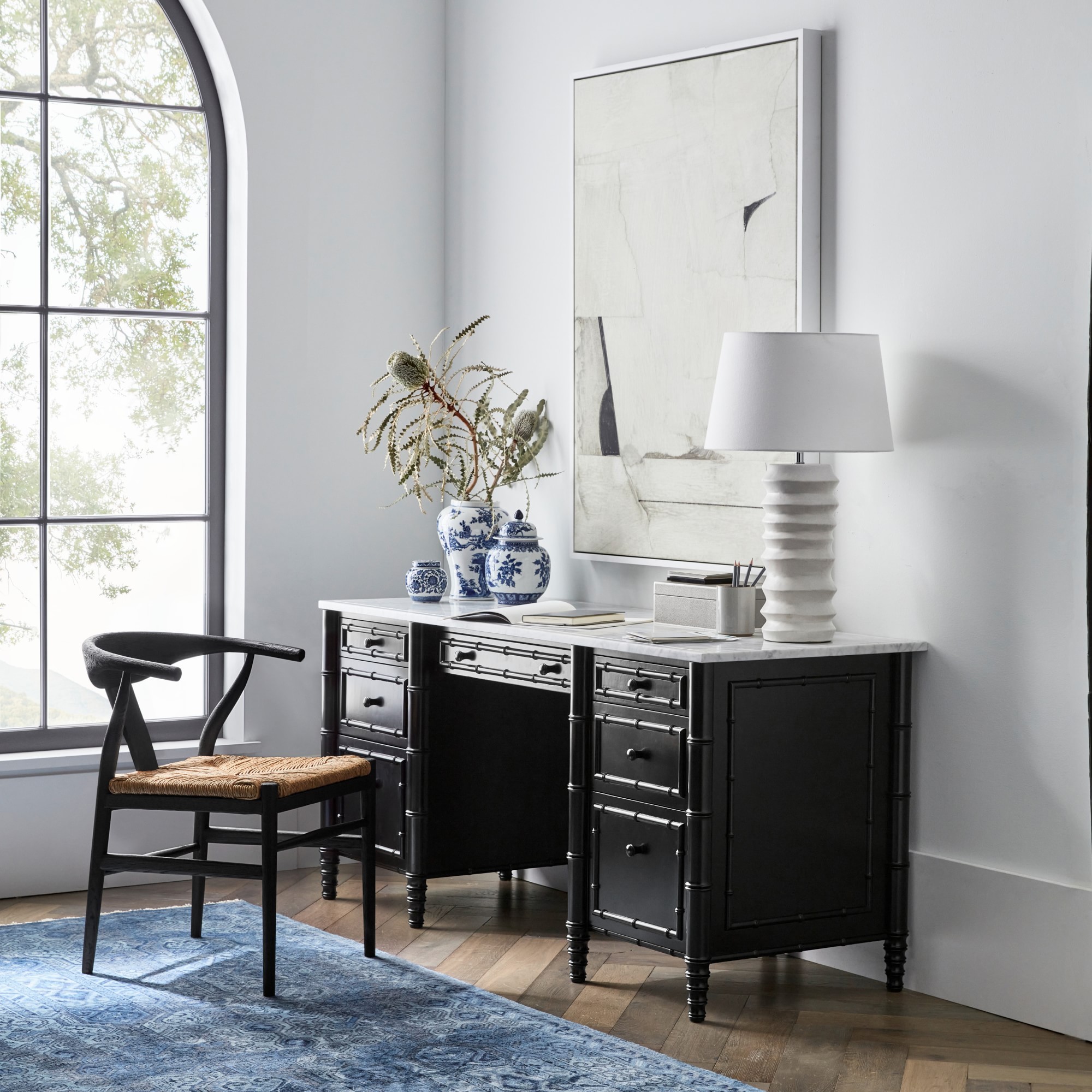 Avery Table Lamp