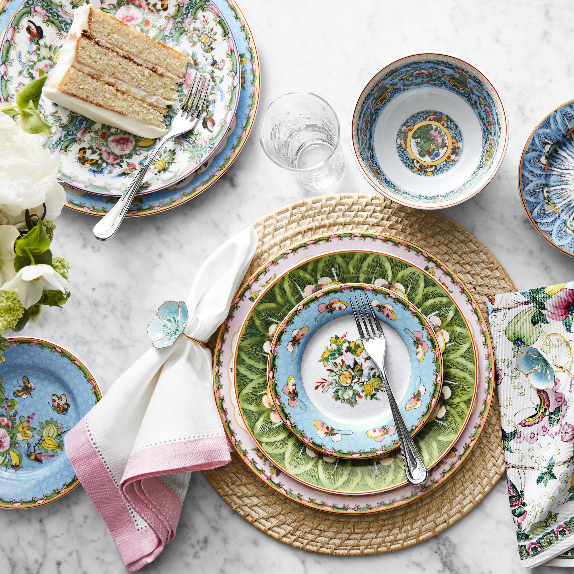 Famille Rose Blue Boxed Appetizer Plates, Set of 4