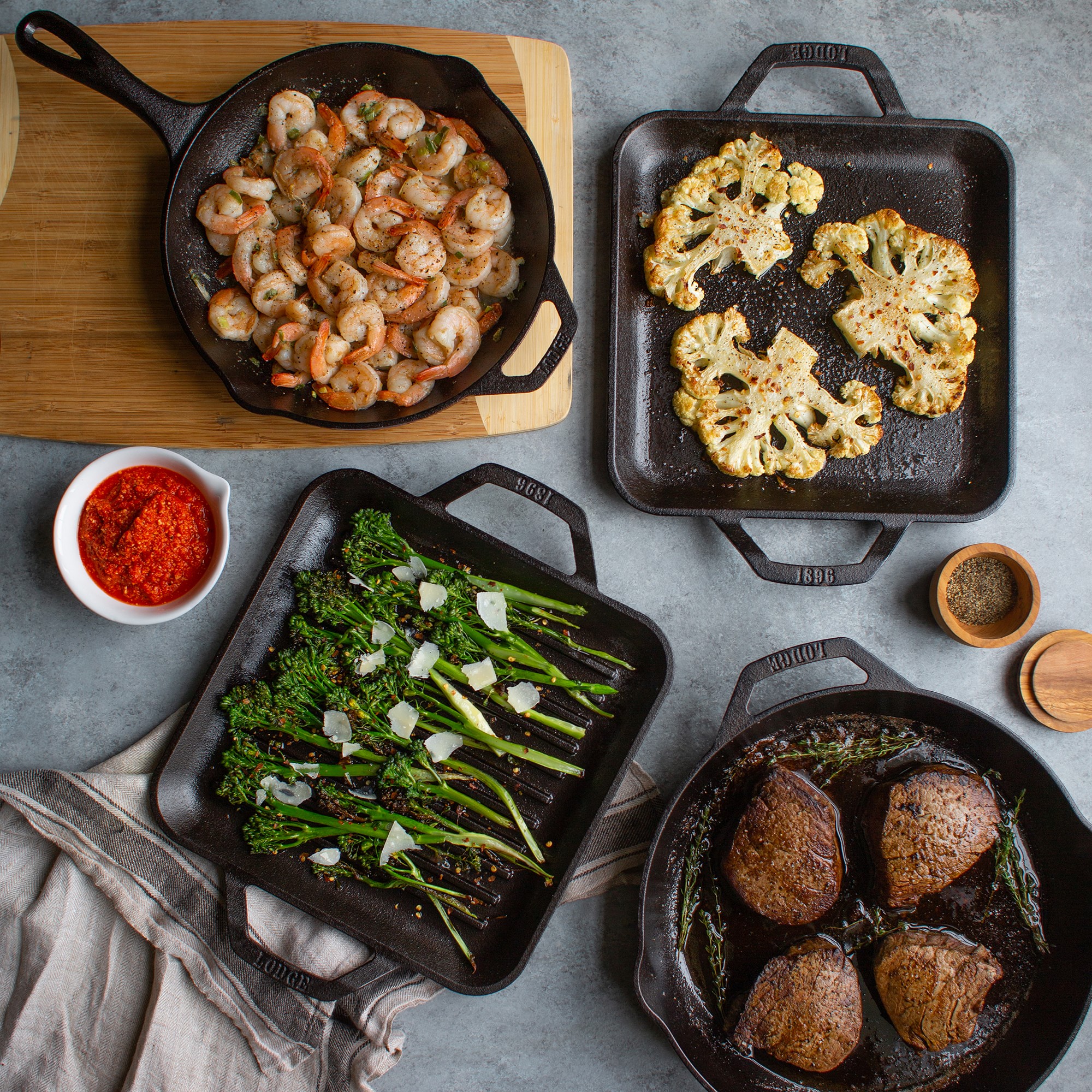 Lodge Chef Collection Seasoned Cast Iron Skillet