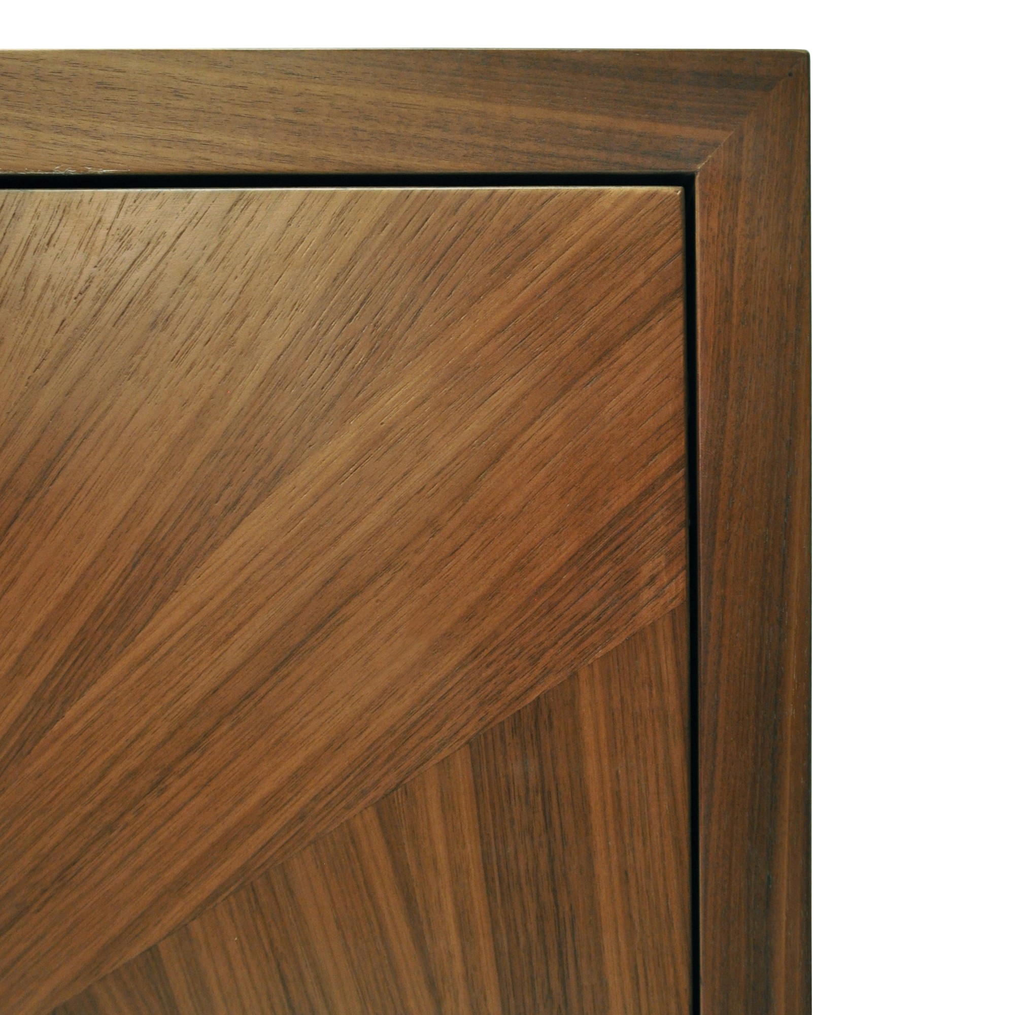 Stoneybrook Sideboard (72