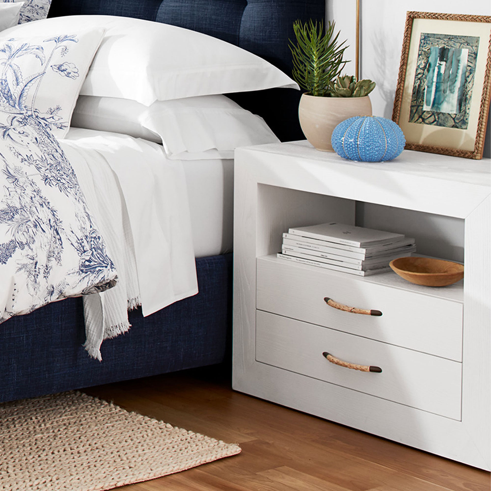 Malta 2-Drawer Nightstand (34
